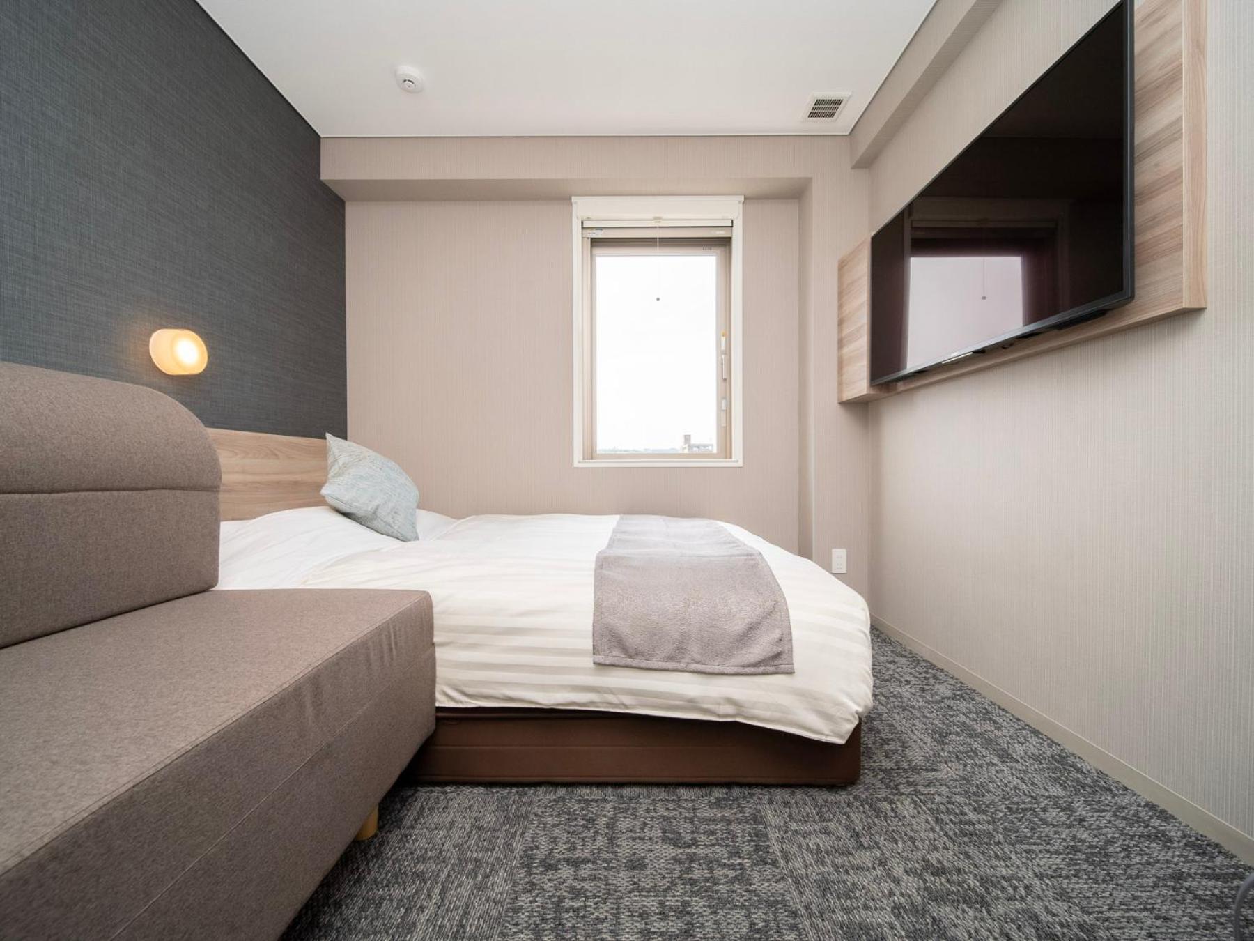 Standard Double Room with Sofa - Non-Smoking photo 3