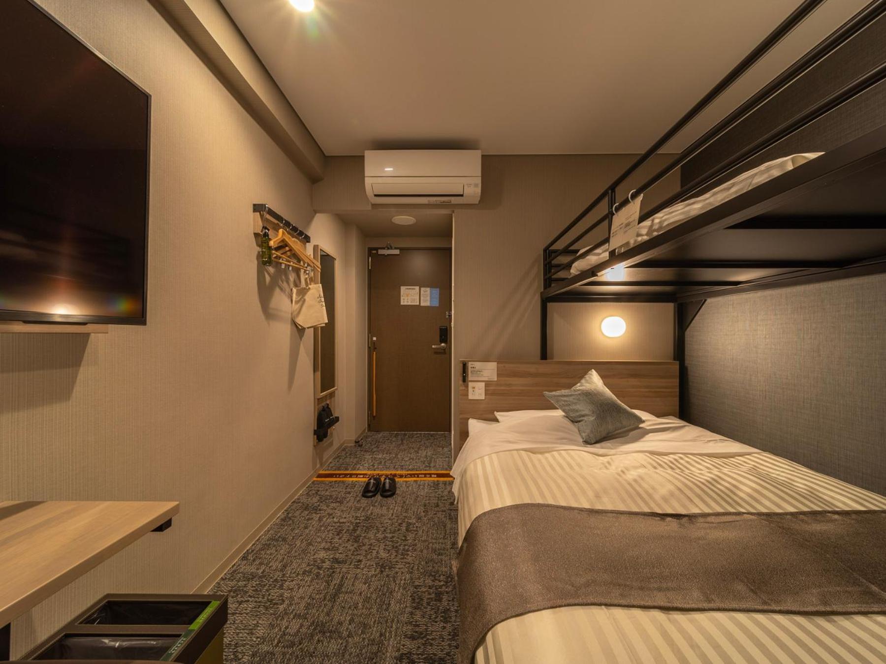 Twin Room with Bunk Bed - Non-Smoking photo 3
