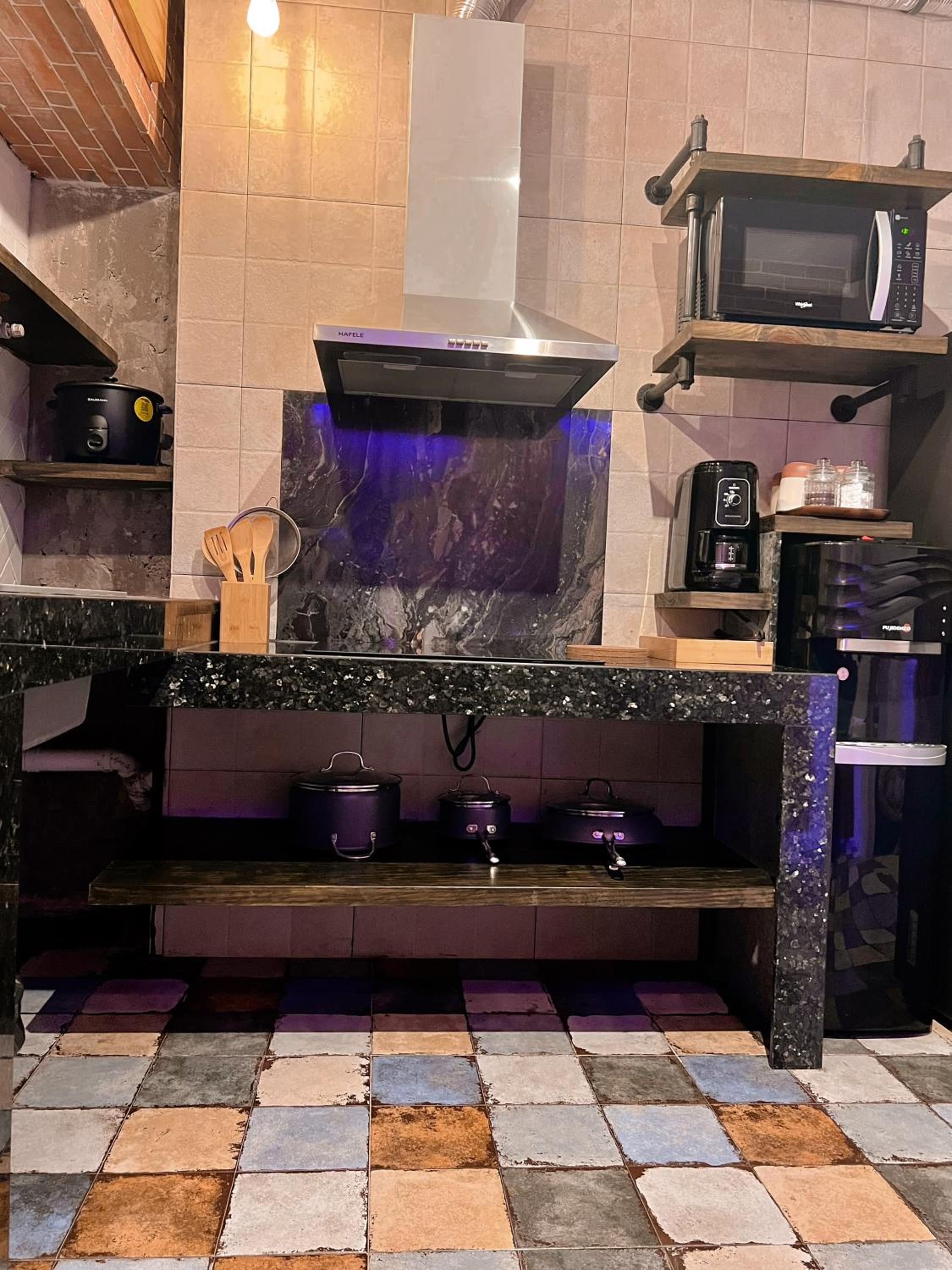 Studio with Spa Bath - Photo 6