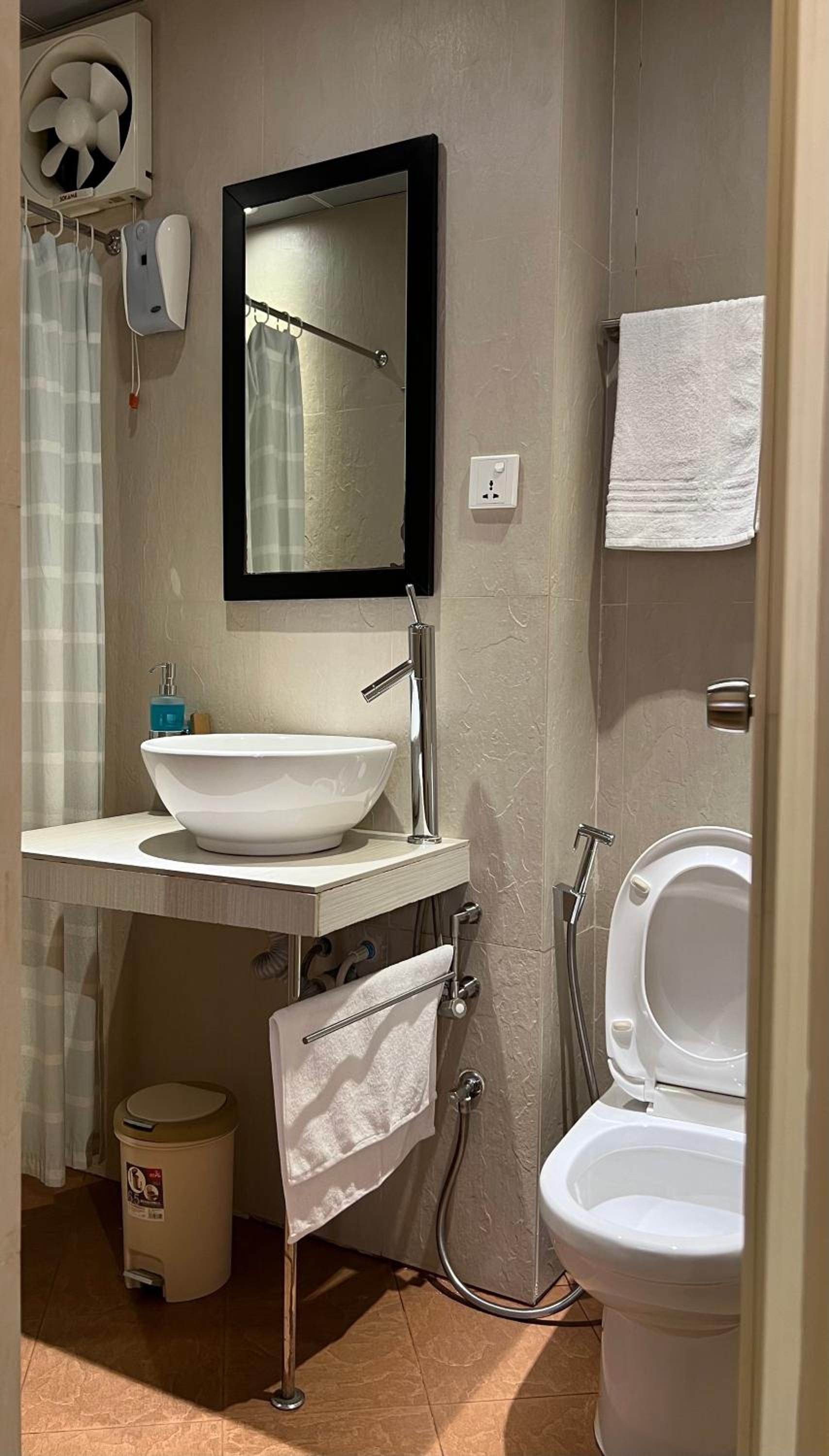 Superior Double Room (Free Return Airport Transfer) - Photo 7