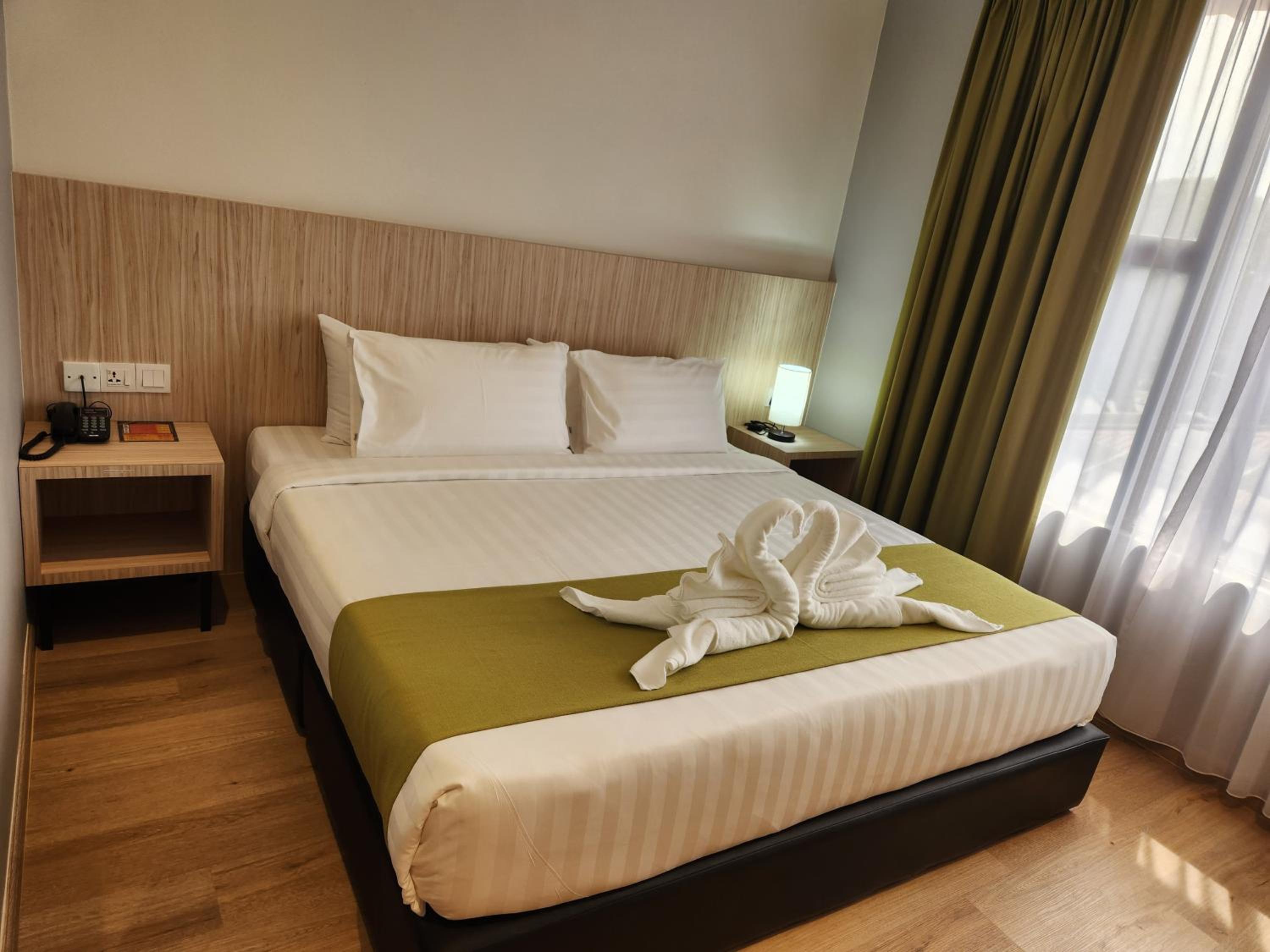 Standard King Room - Photo 1