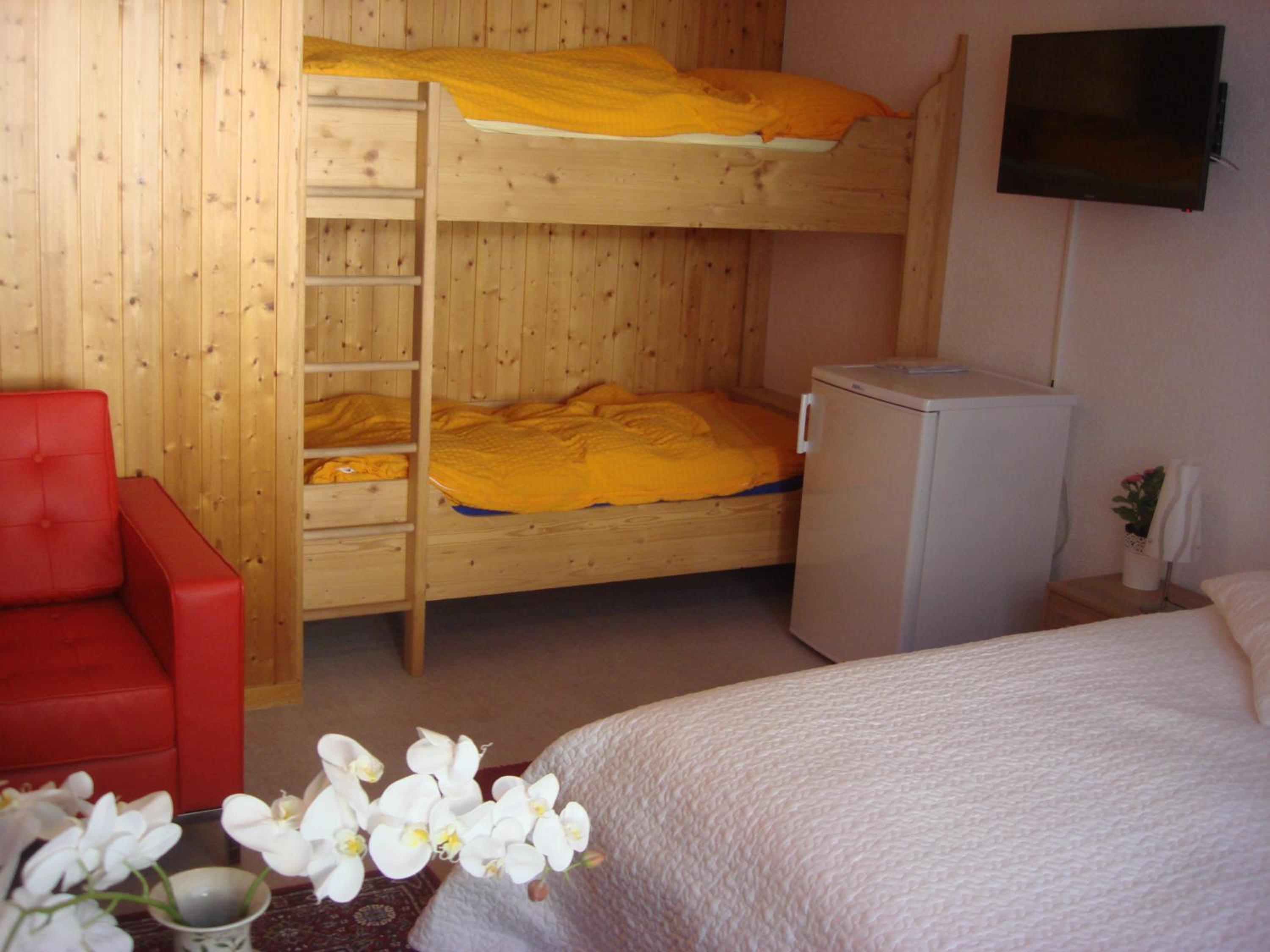 Premium Quadruple Room - Photo 5