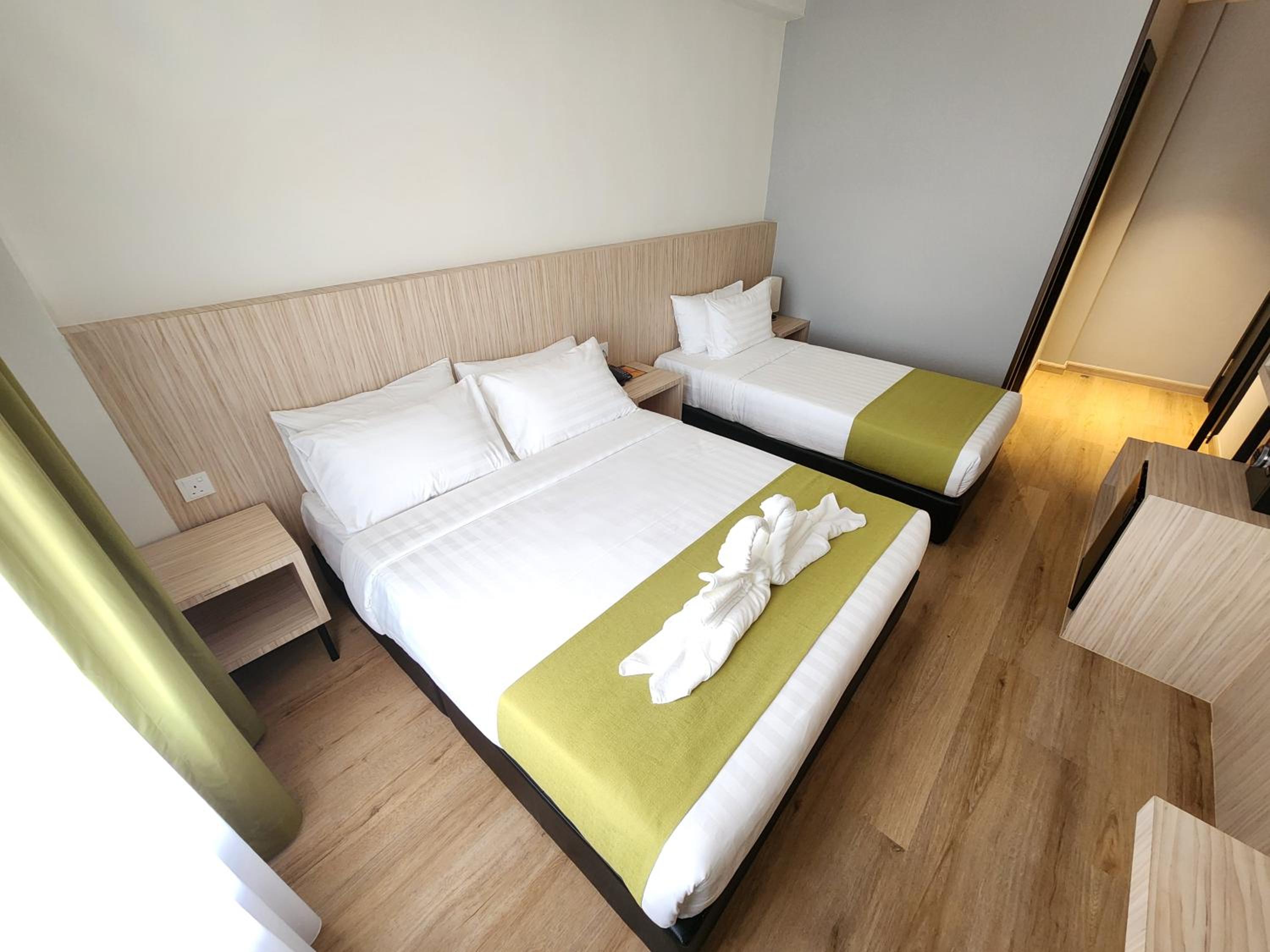 Standard Triple Room photo 2