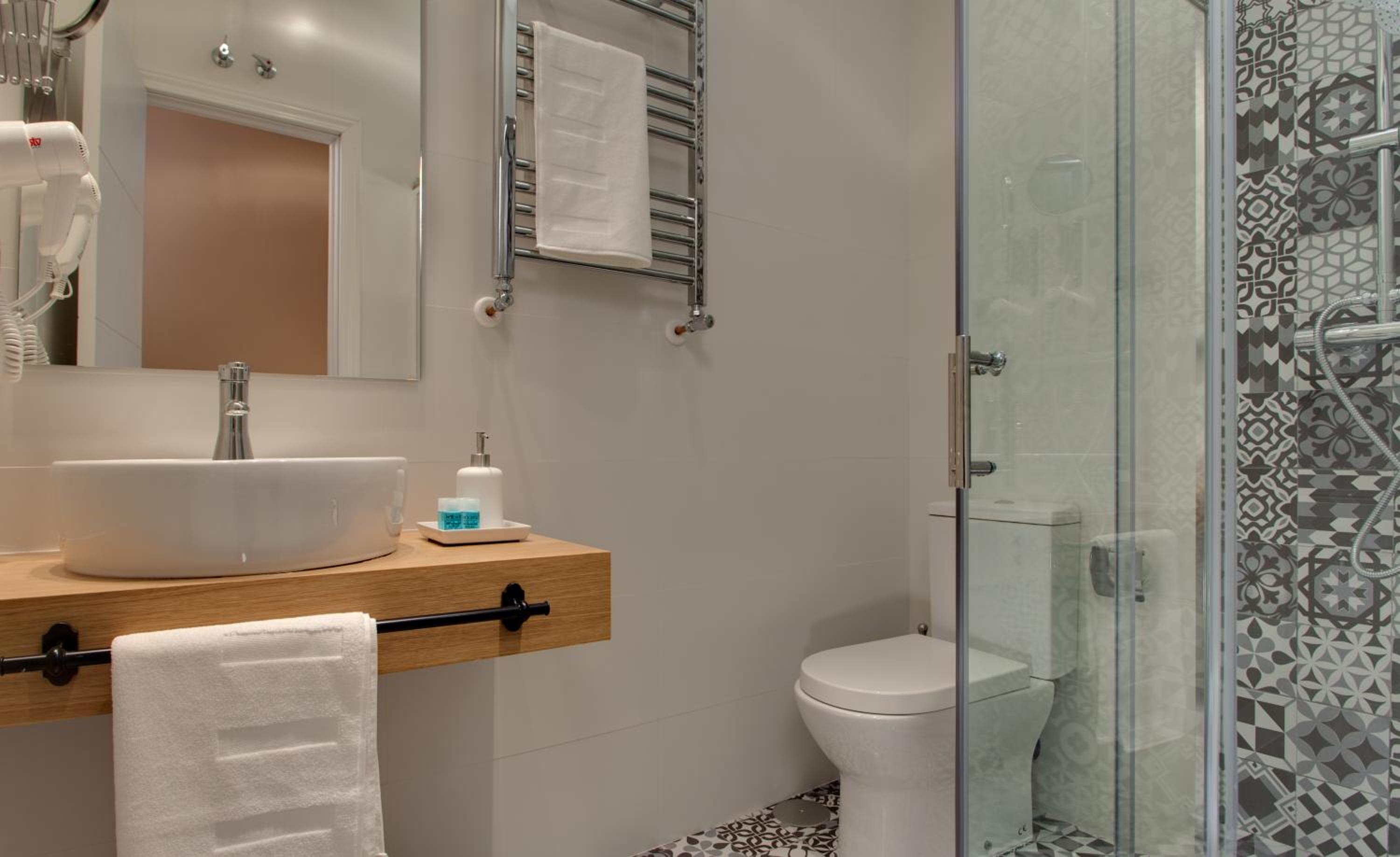 Studio Apartment (3-4 adults) photo 3