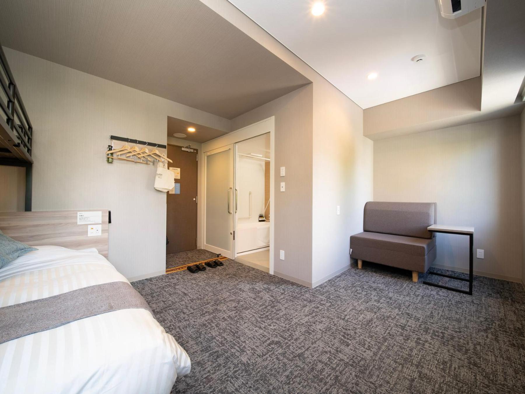 Standard Triple Room With Bunk Bed - Non-Smoking photo 1