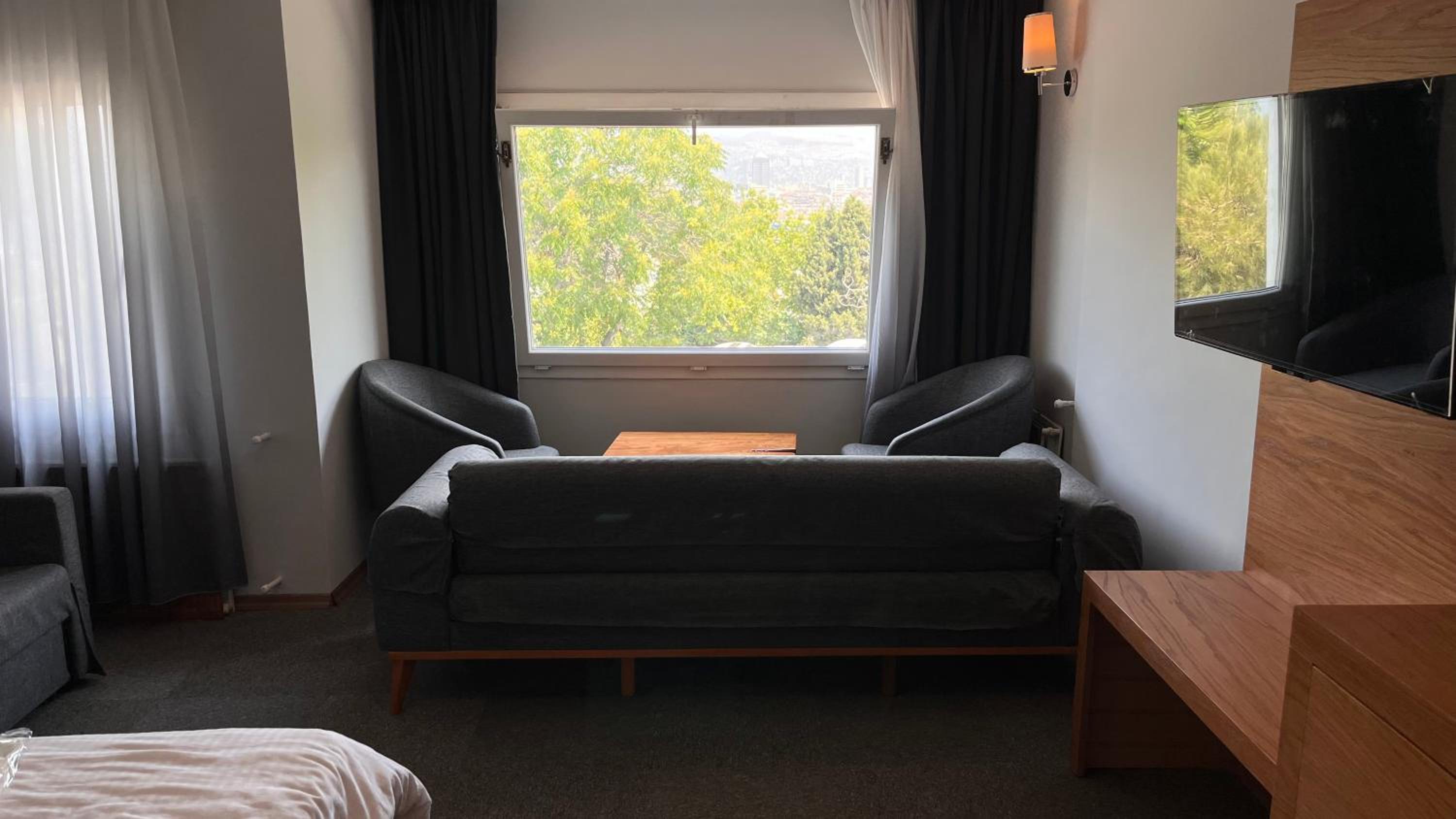 Deluxe Double Room with Sea View - Photo 7