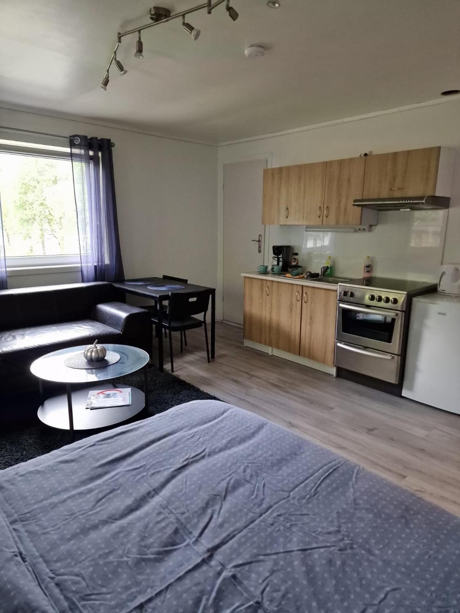 One-Bedroom Apartment - Photo 13