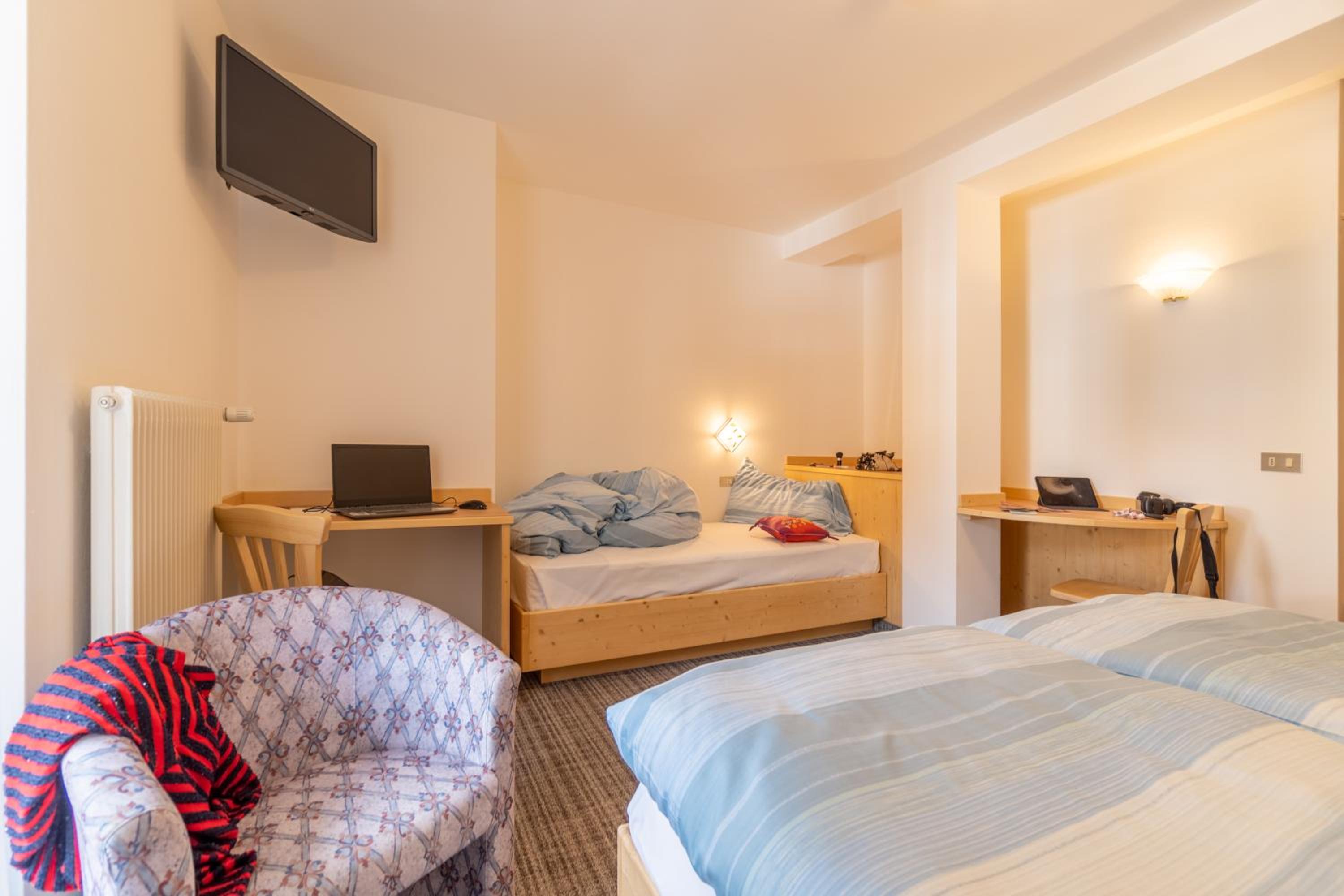 Triple Room with Mountain View