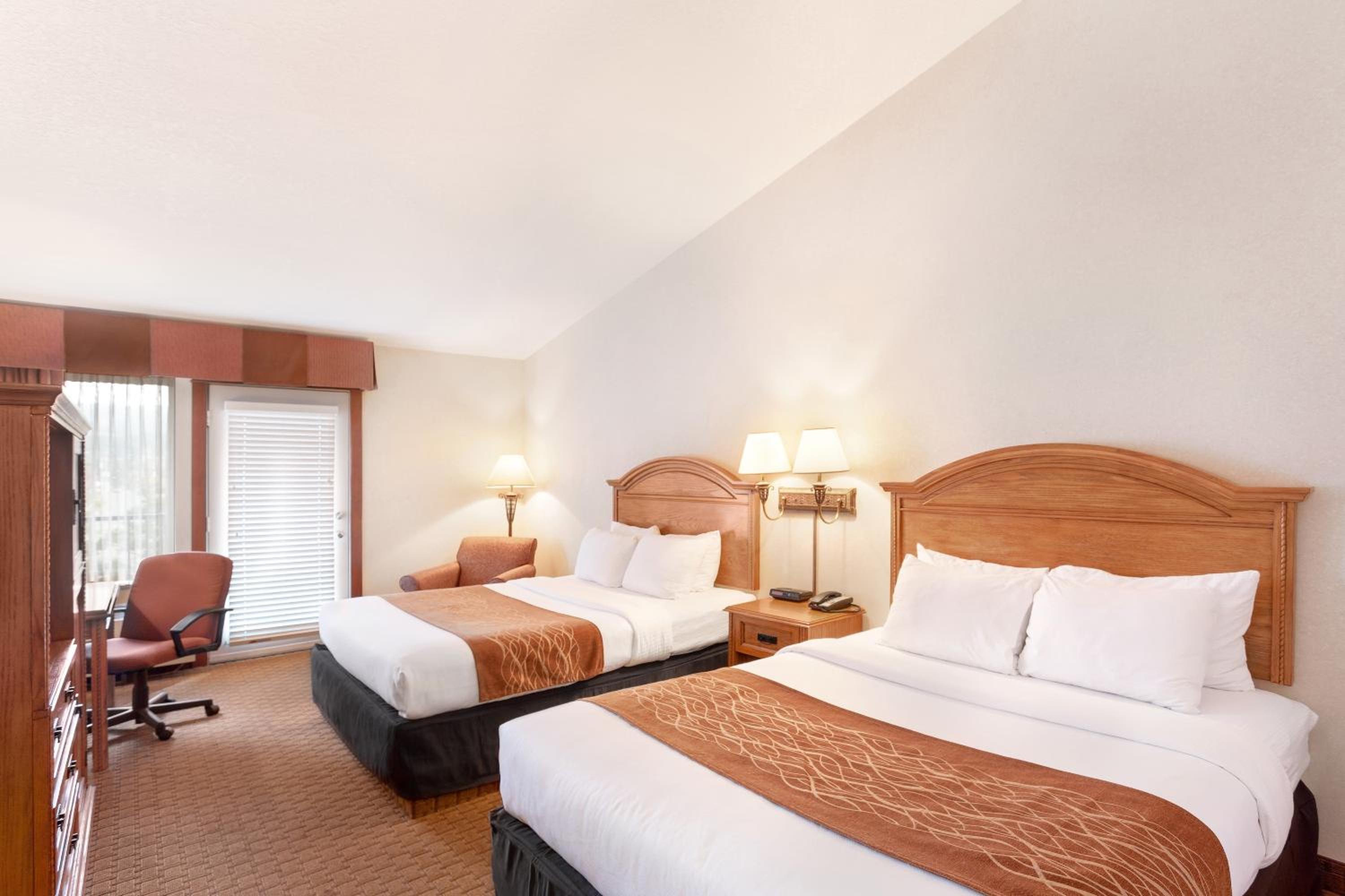 Queen Room with Two Queen Beds with Balcony - Photo 1