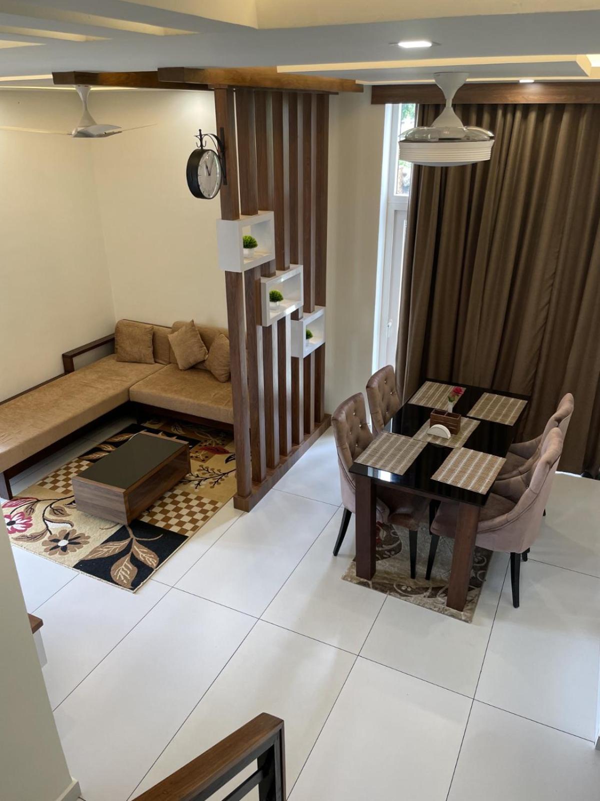 Villa photo 1
