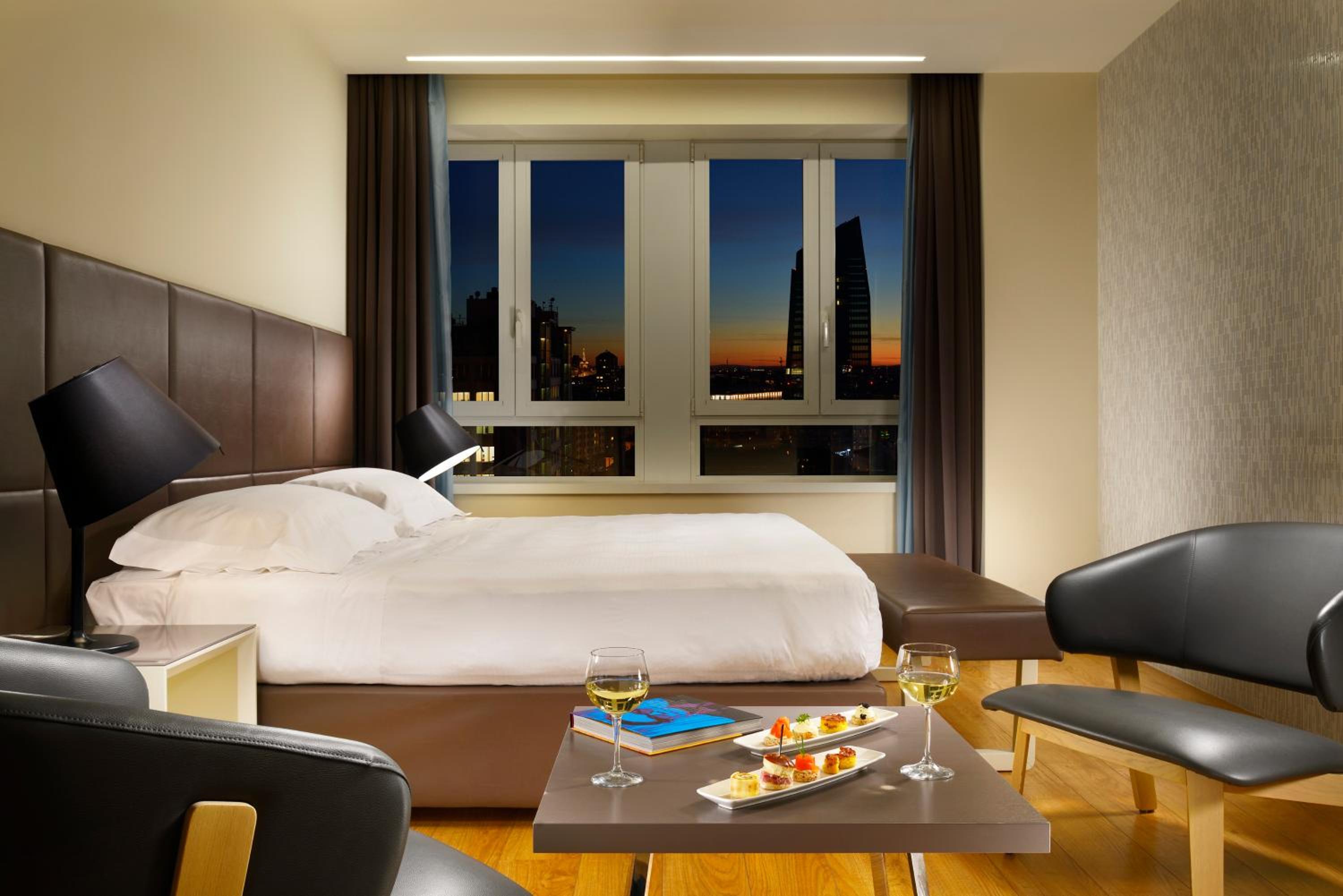 Superior Junior Suite Double (2 Adults + 2 Children)