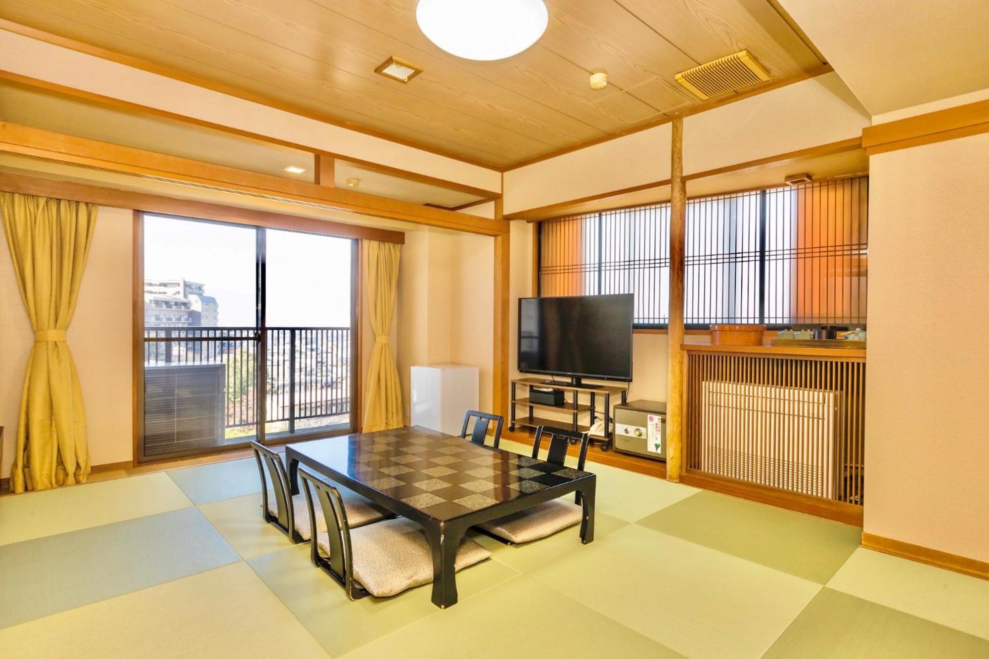 Superior Quadruple Room - Photo 7