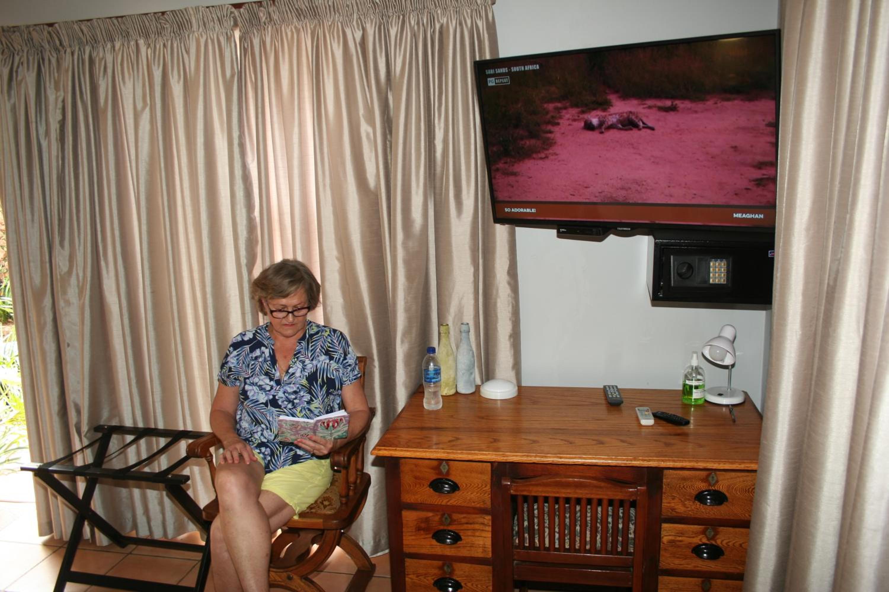 Deluxe Twin Room - Photo 5
