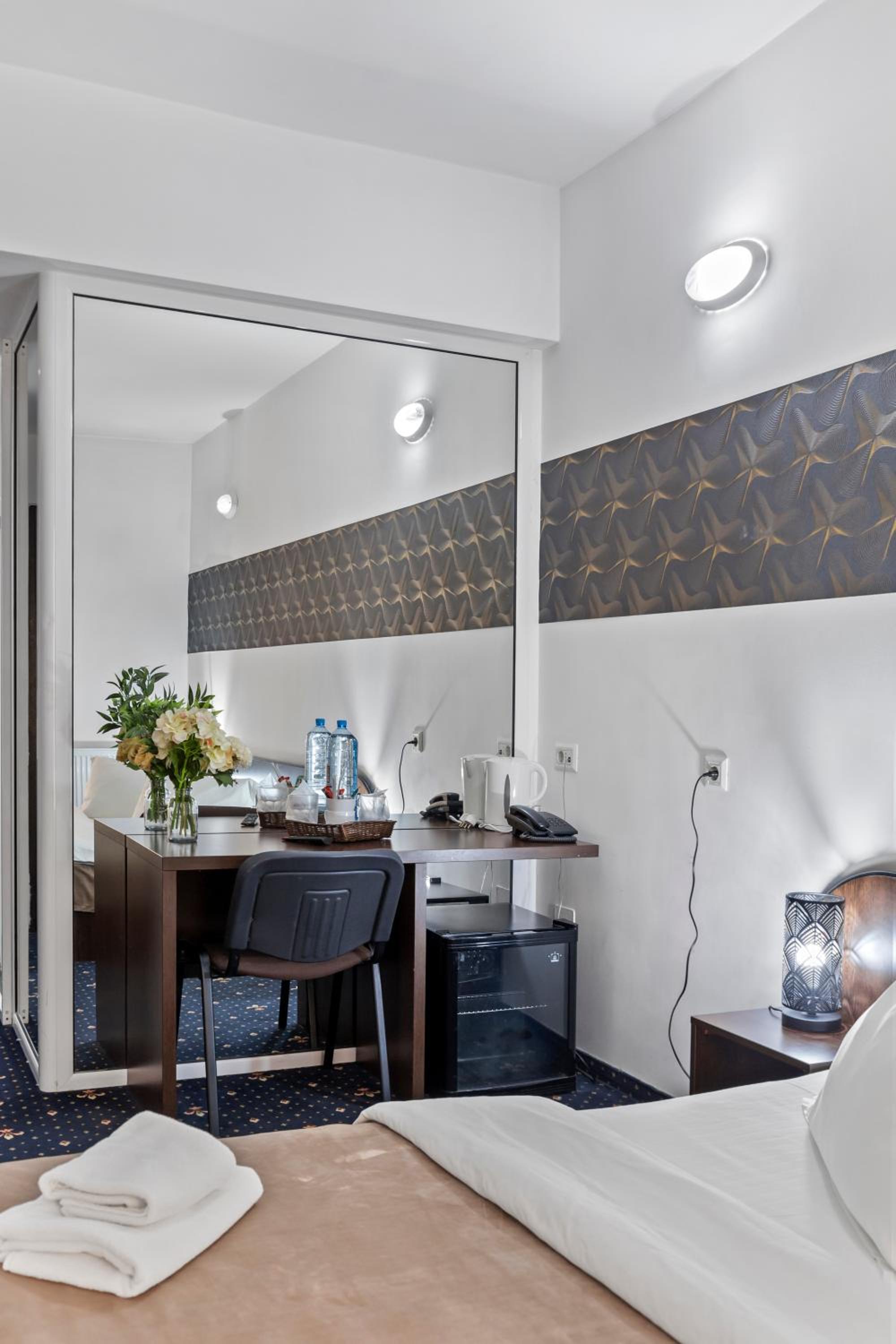 Superior Double Room - Photo 2