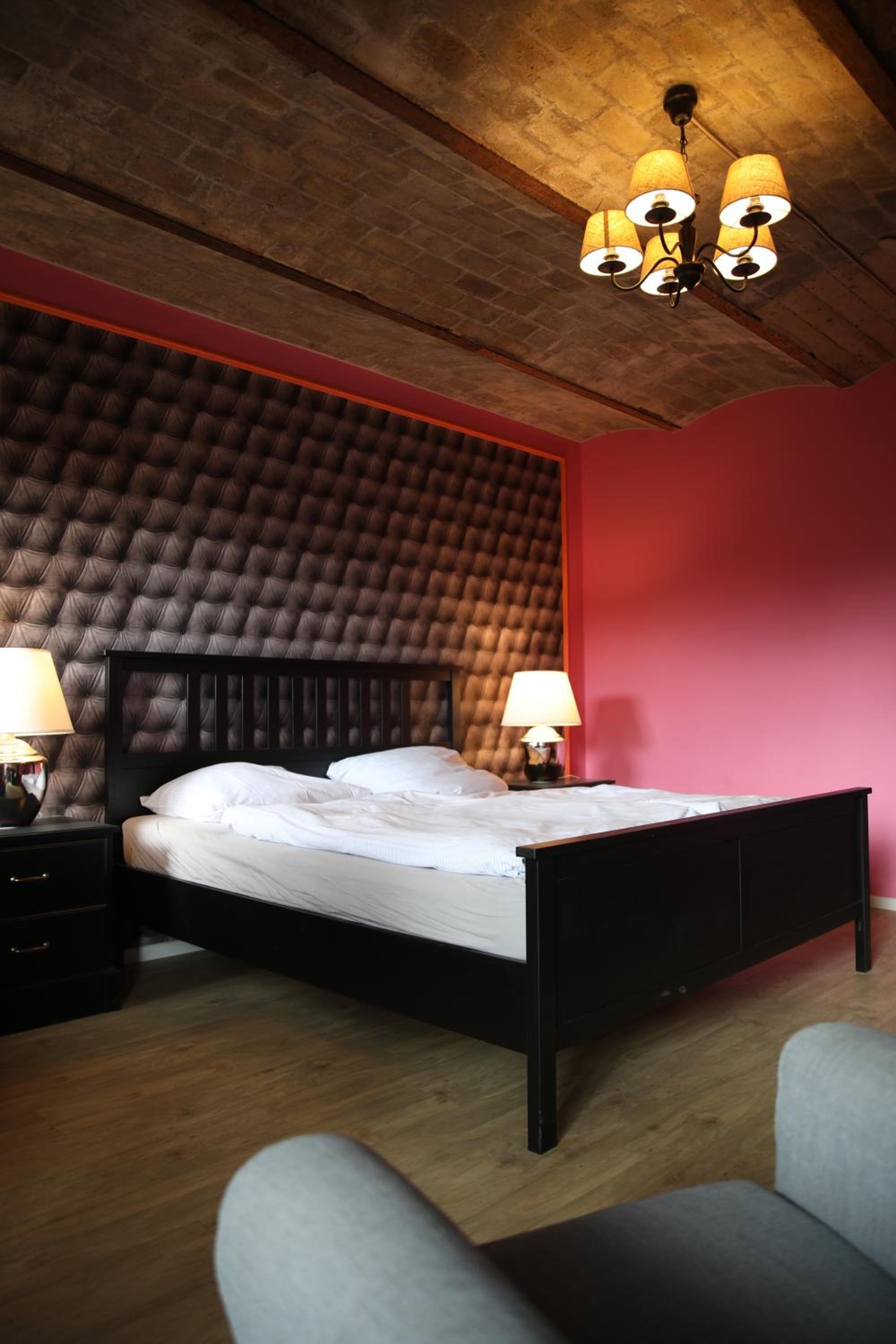 Economy Double Room photo 2