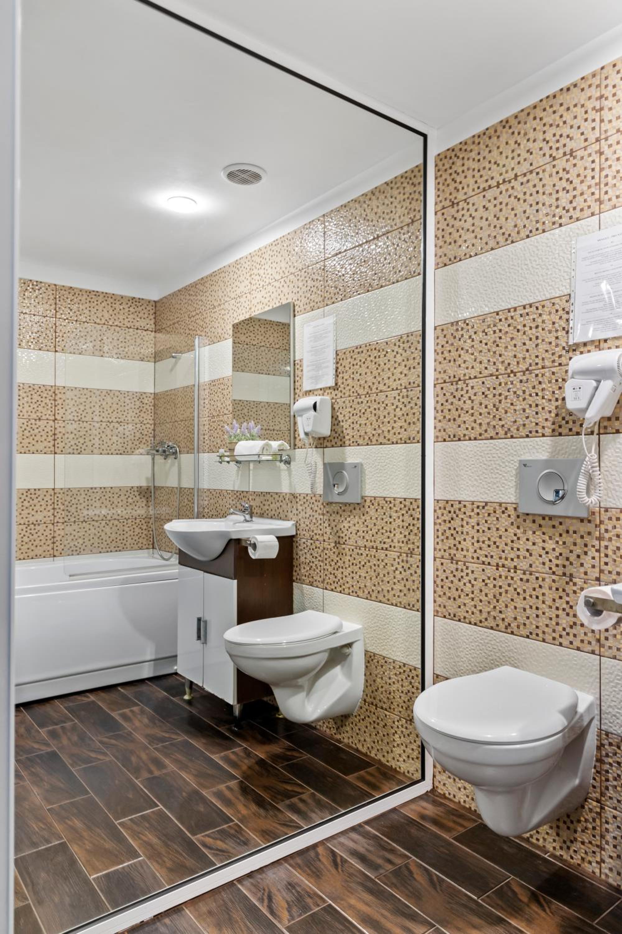 Superior Double Room - Photo 9