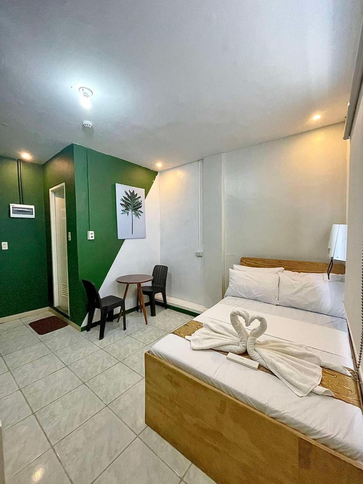 Standard Double Room photo 3
