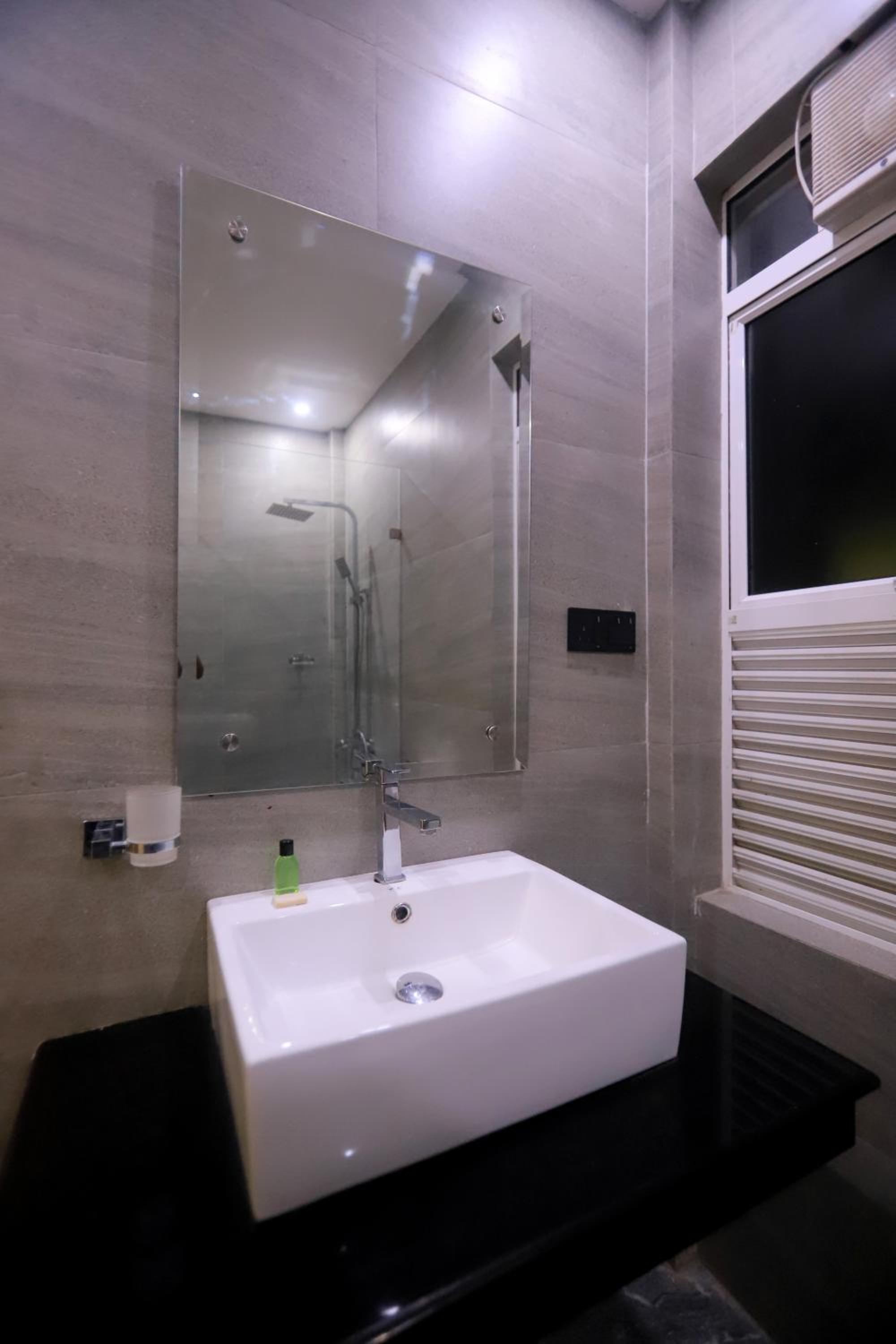 Budget Double Room photo 2