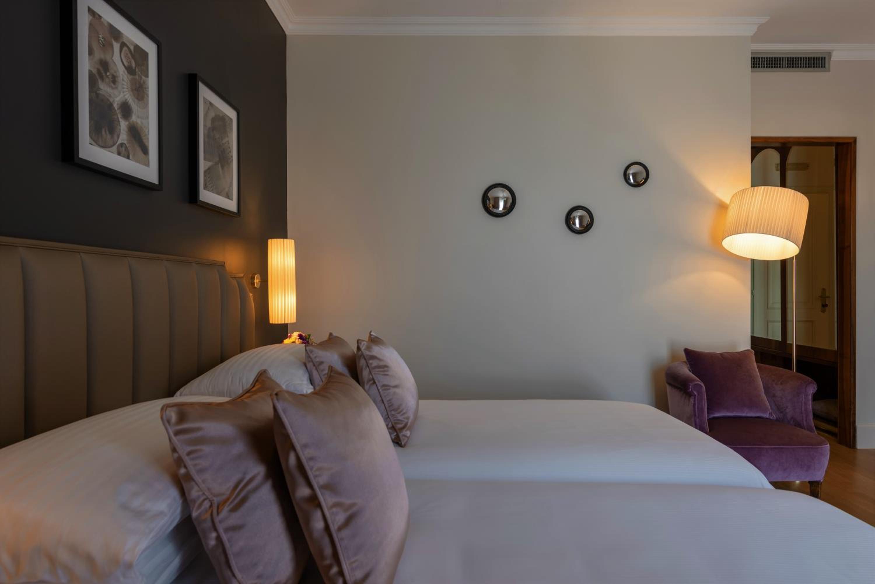 Superior Double Room with Terrace and Lake View - Photo 2