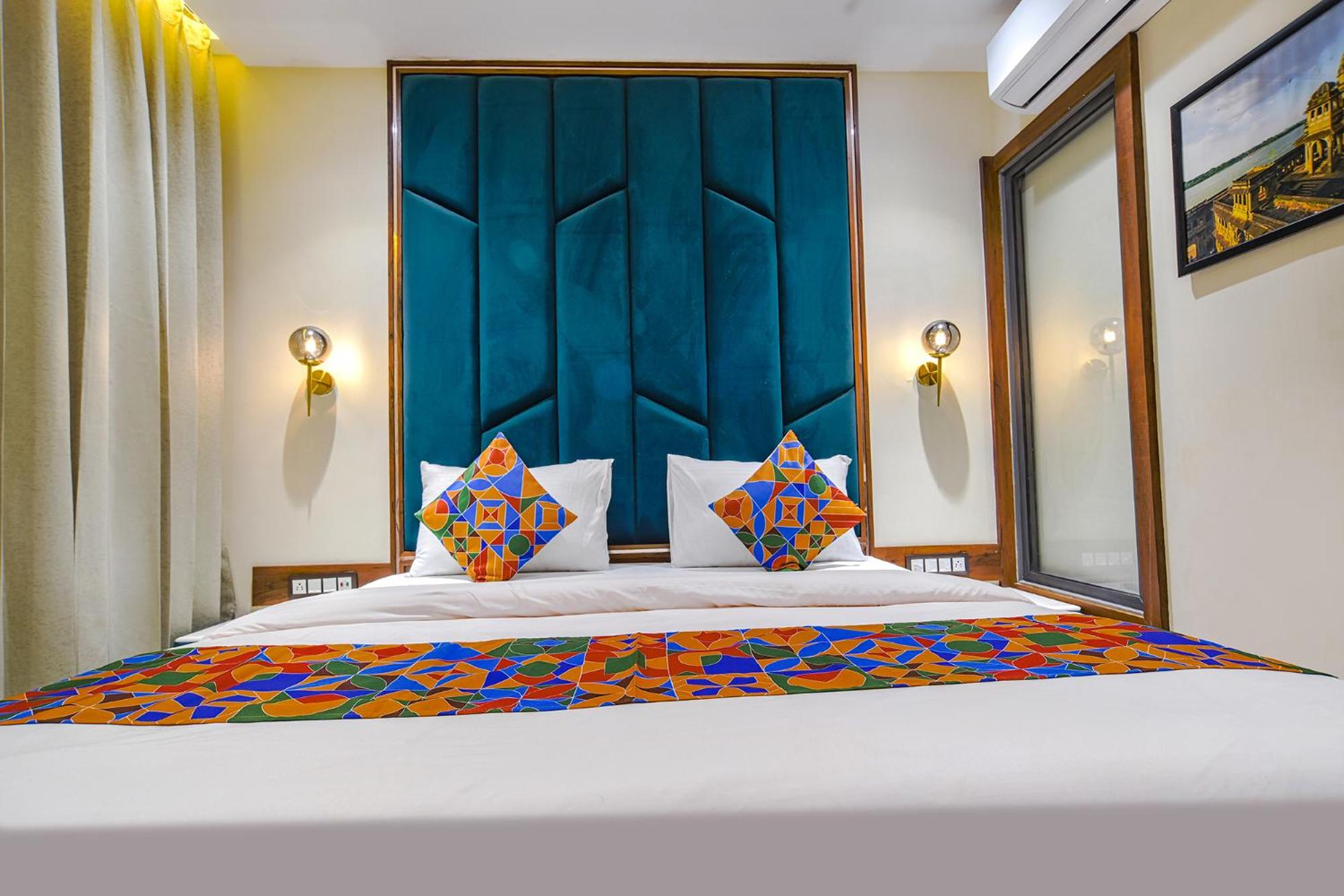 Deluxe Room - Photo 3