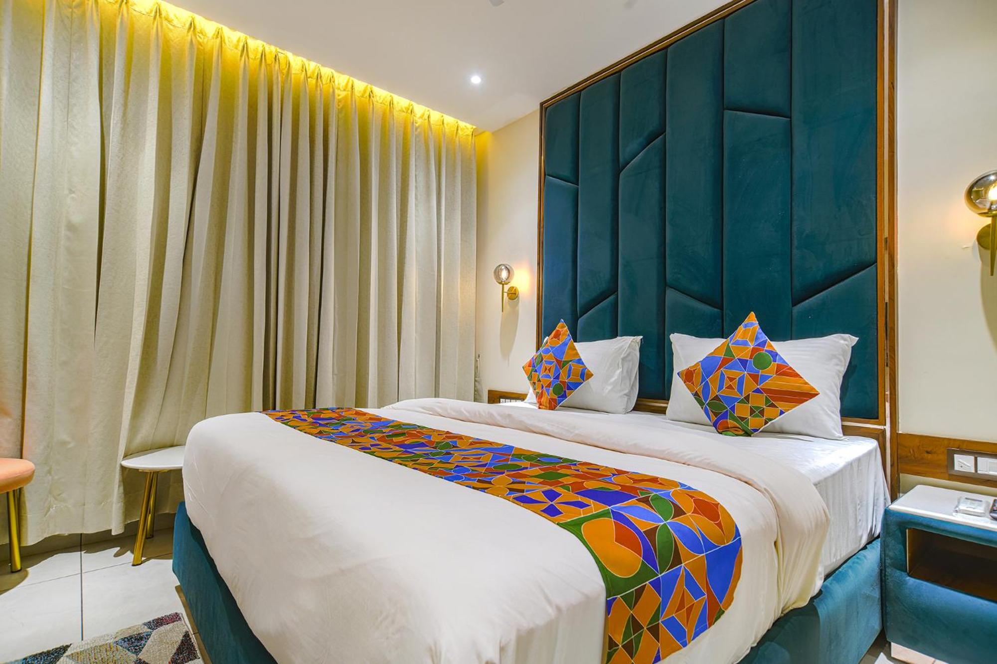 Deluxe Room - Photo 4