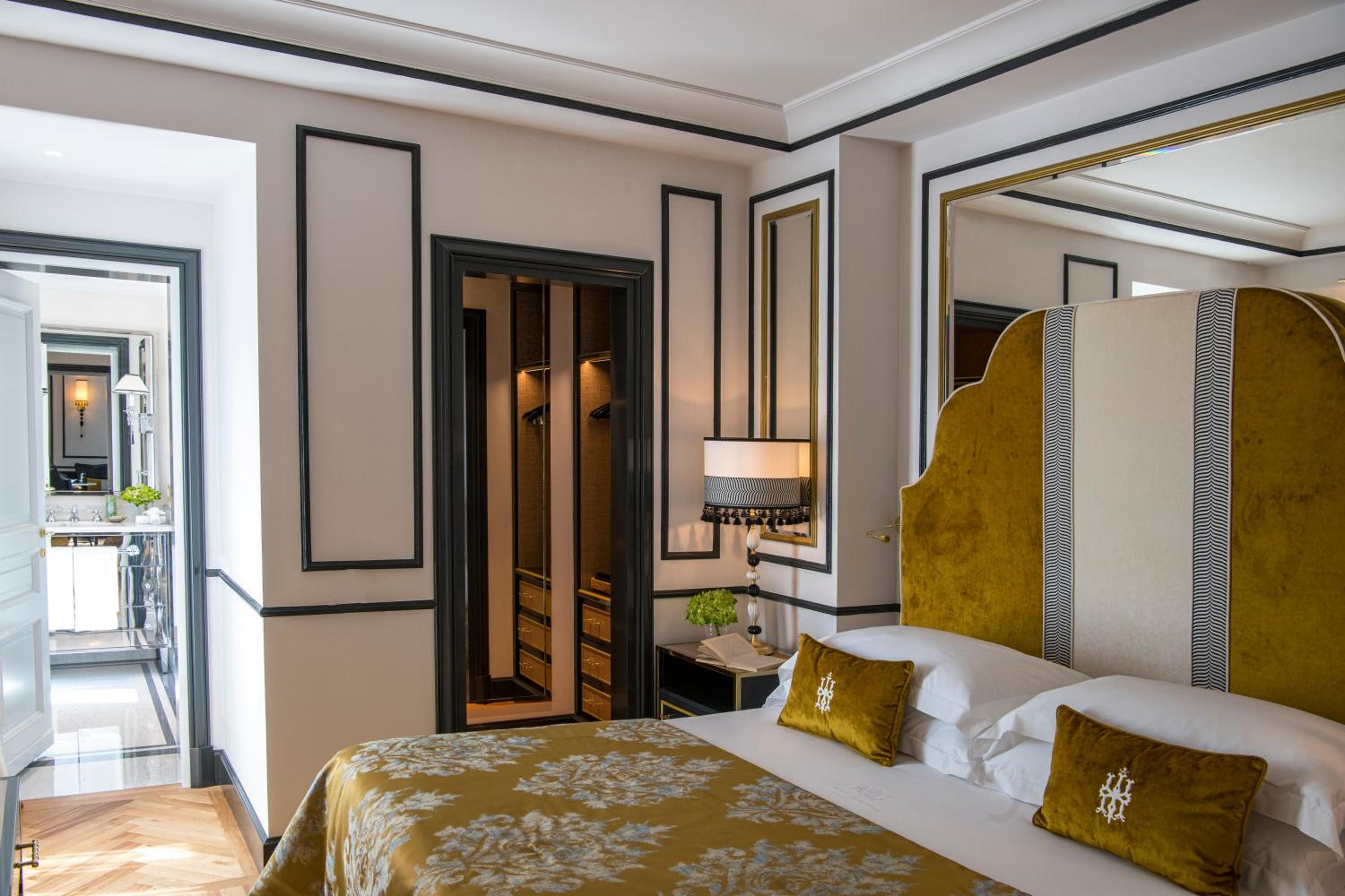 Suite with Balcony