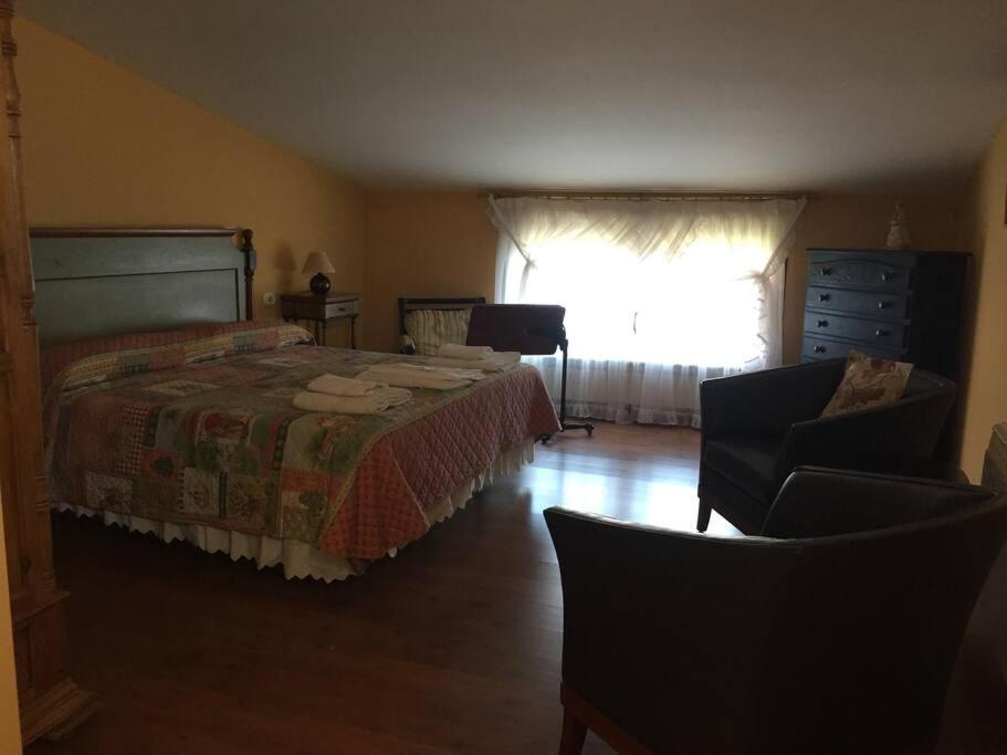 Casa de cinco habitaciones