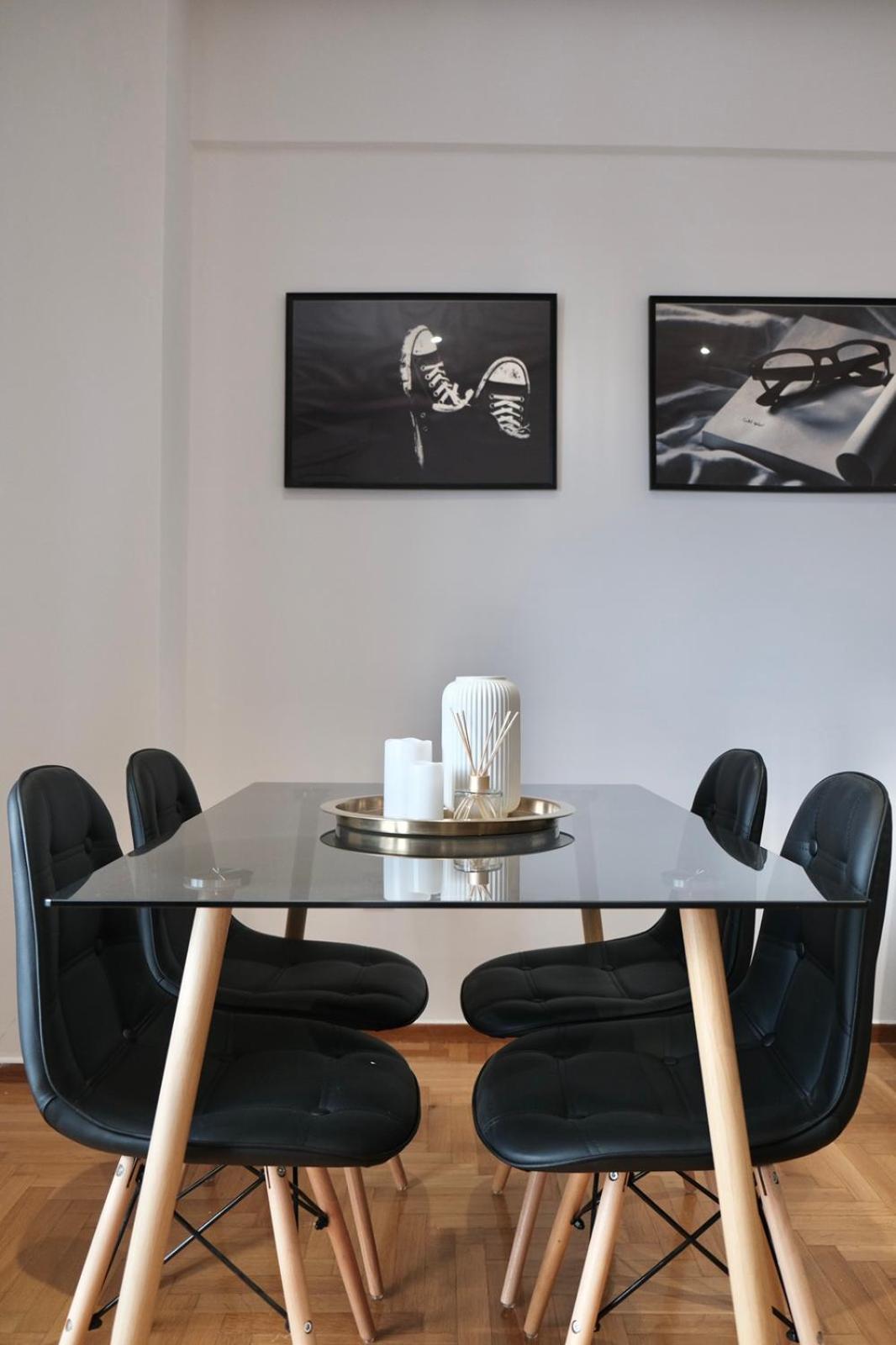 Two-Bedroom Apartment - Photo 7