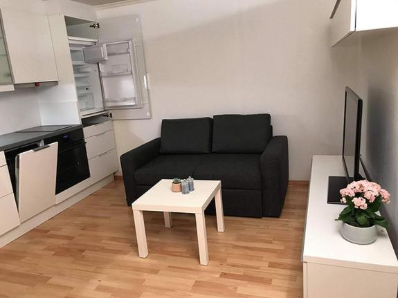 One-Bedroom Apartment photo 1