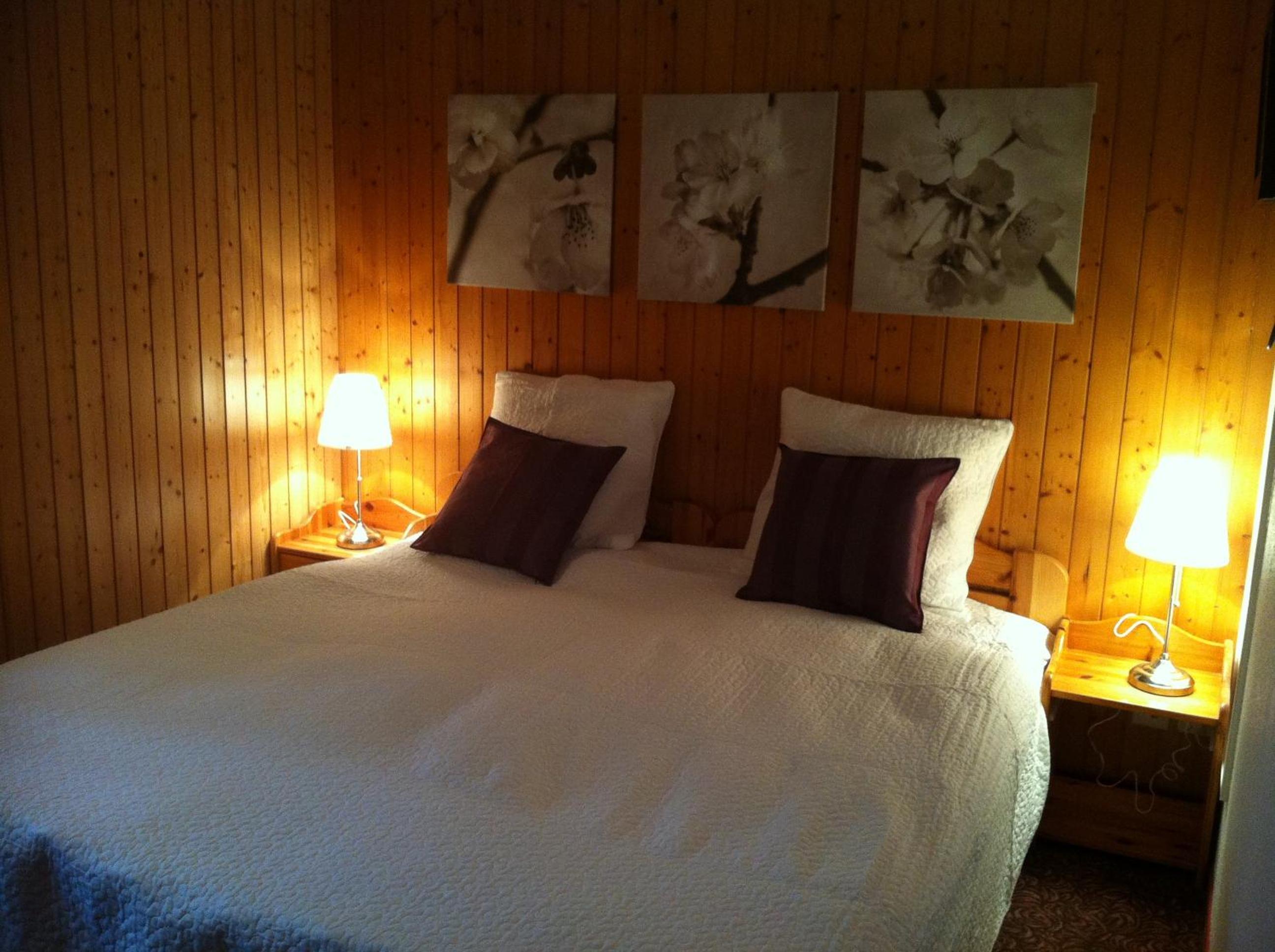 Double Room - Photo 5