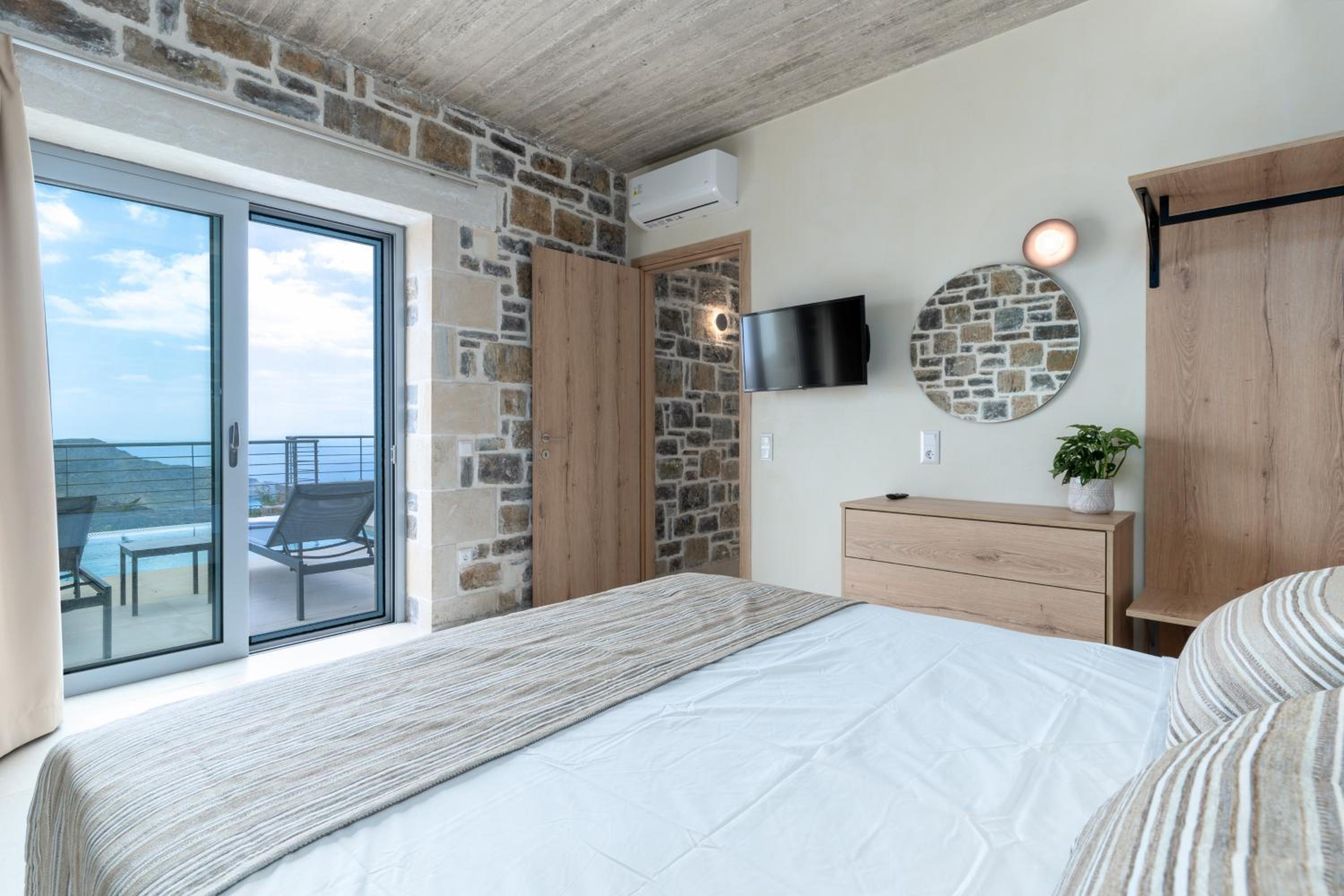 One-Bedroom Villa