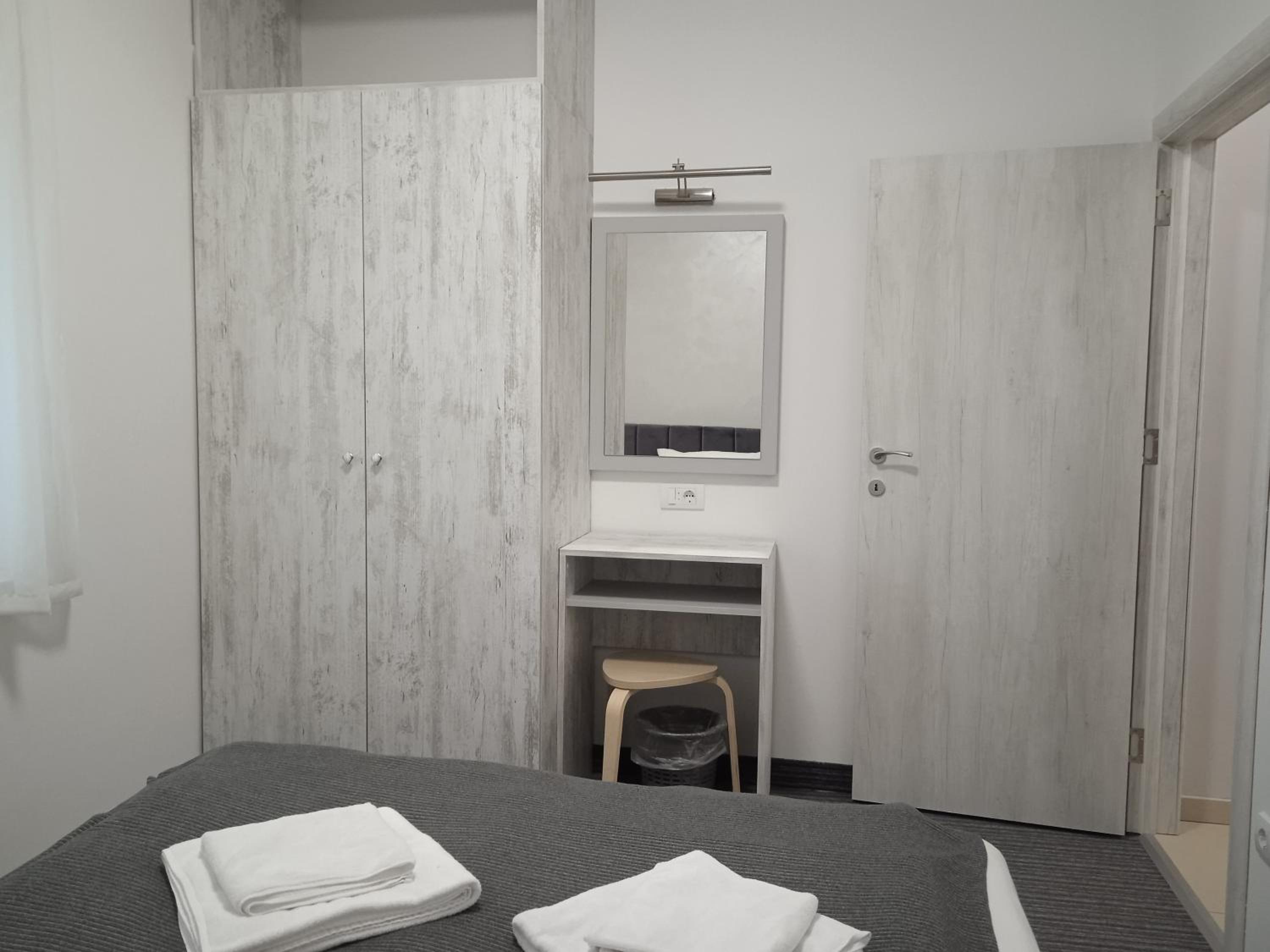 Apartment - Photo 2