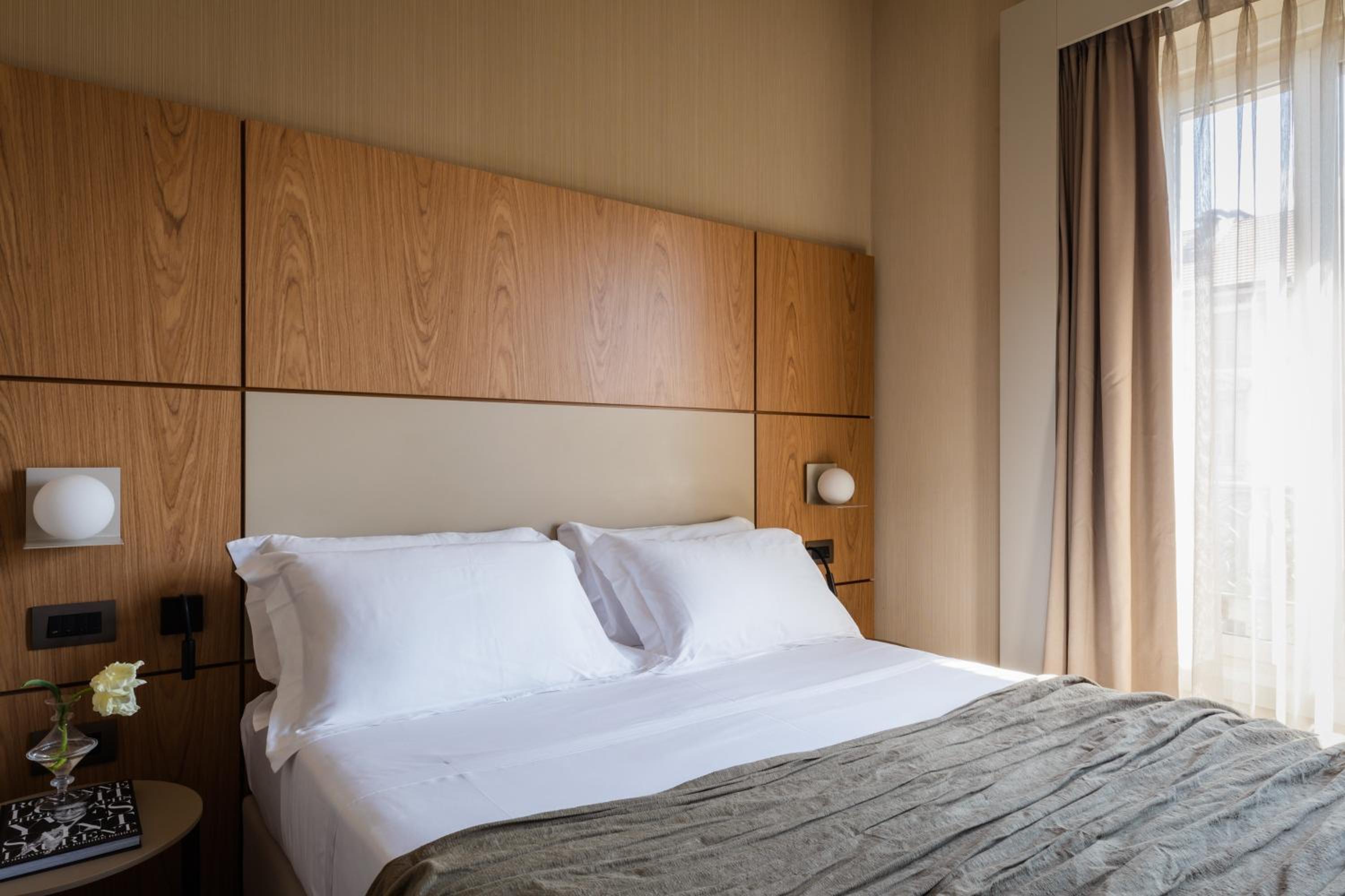 Suite With Spa Access - Photo 1