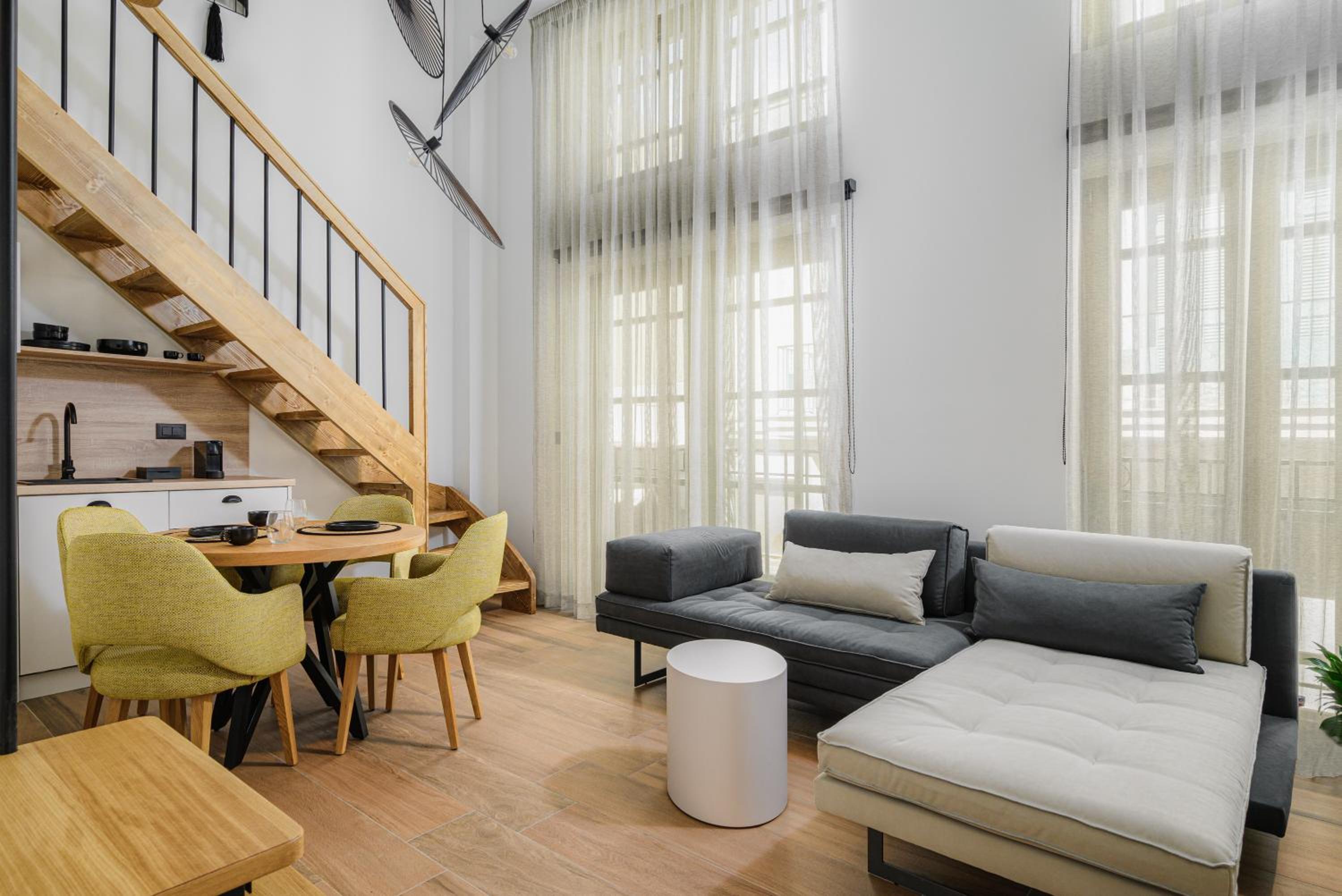 Superior Suite - Split Level - Photo 1