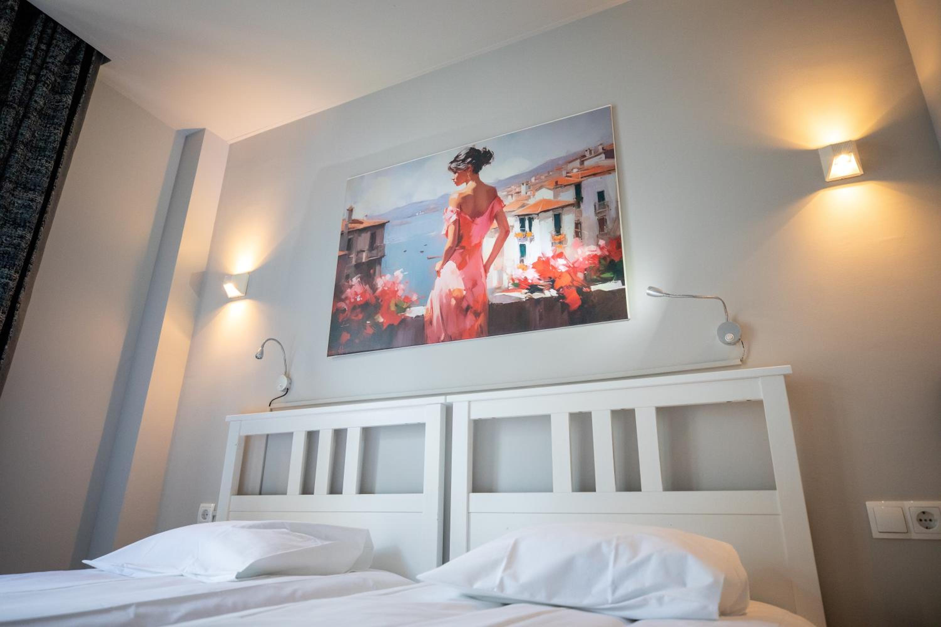 Double Room - Photo 4