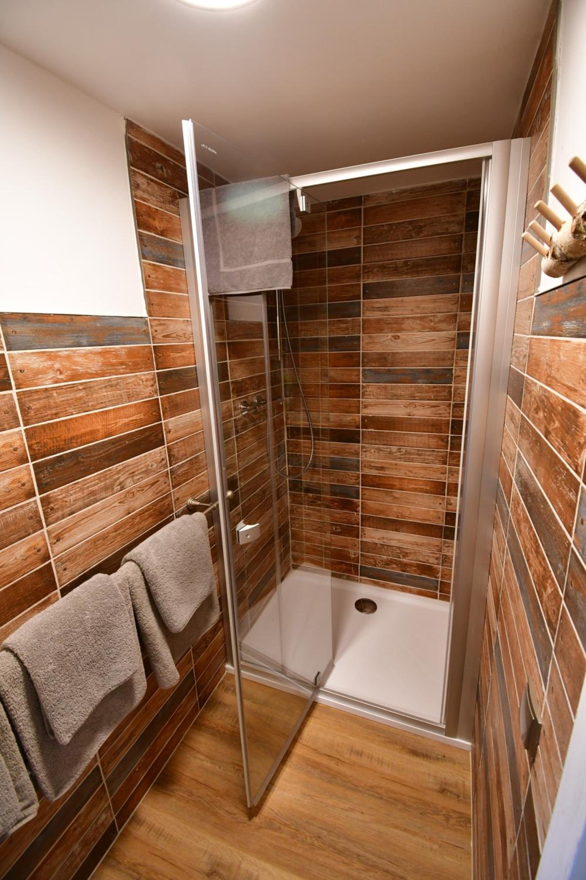 Apartment with Garden View - Photo 7