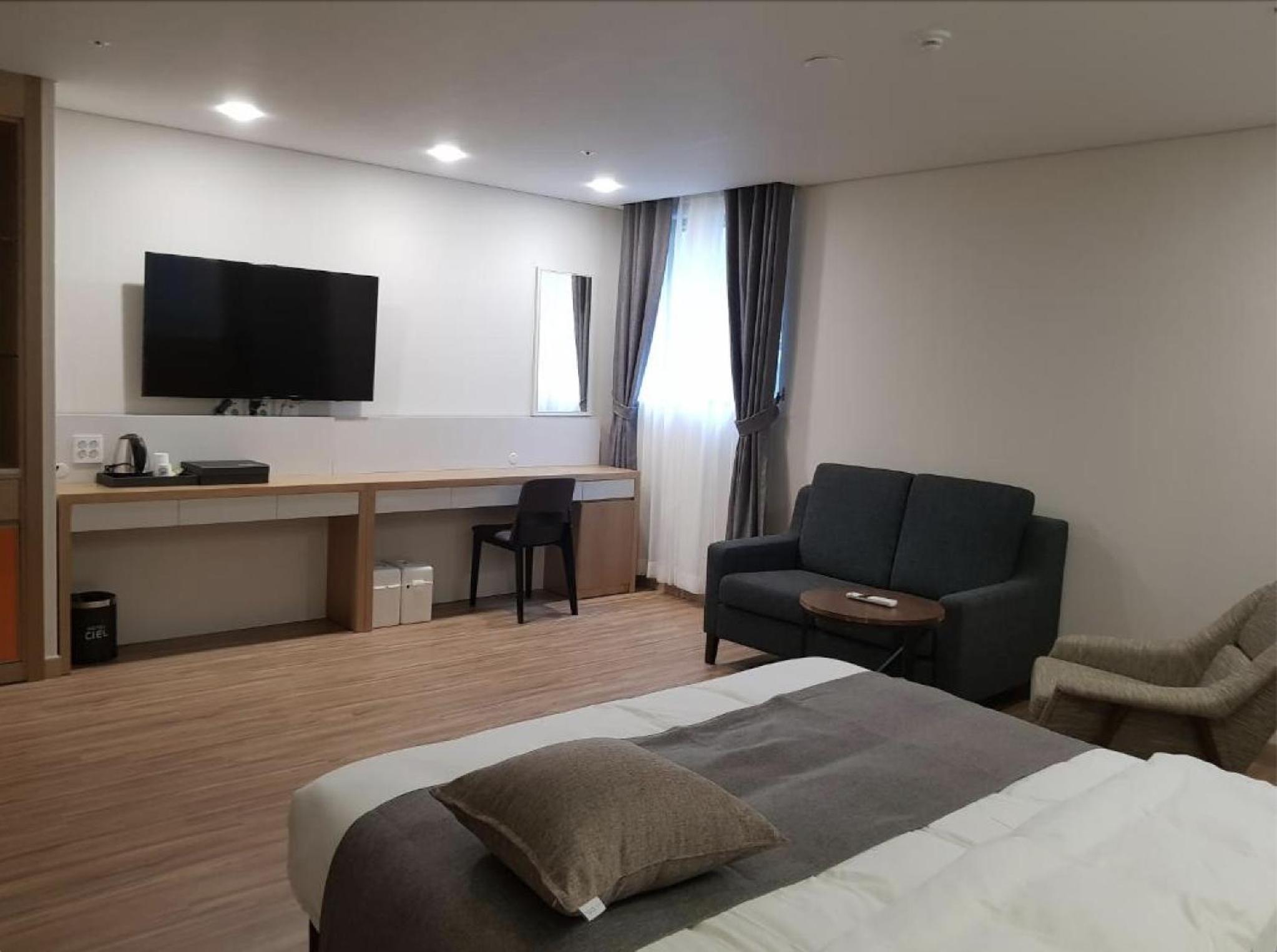 Deluxe Double Room photo 2