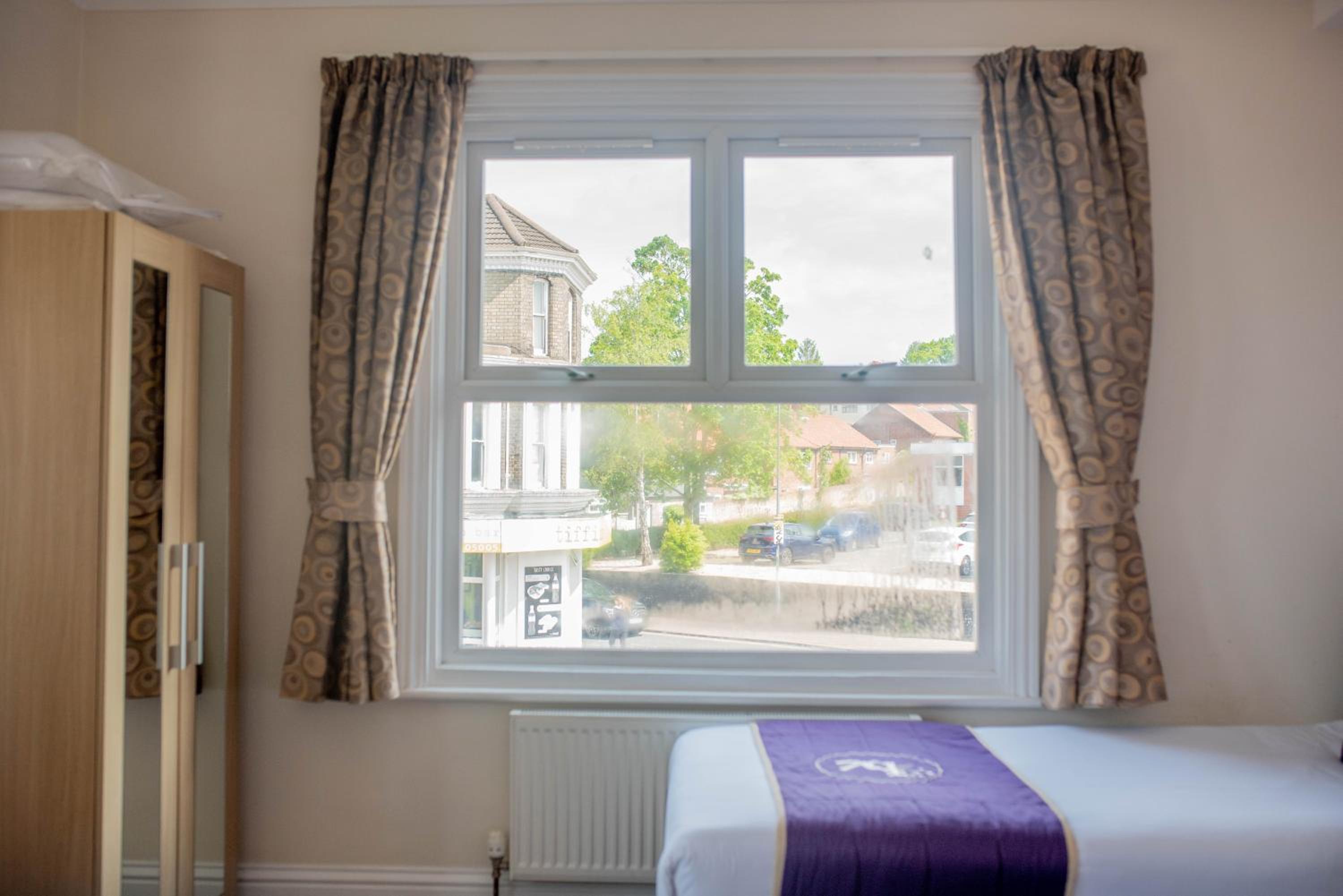 Standard Single Room photo 2
