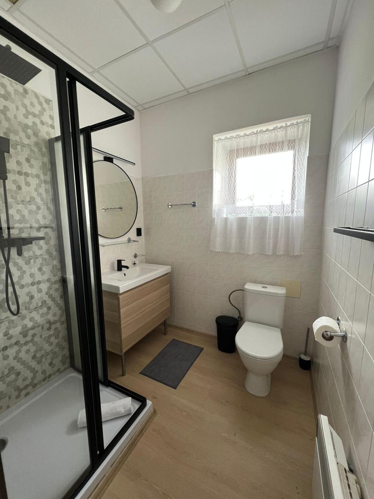 Double or Twin Room with Balcony photo 3
