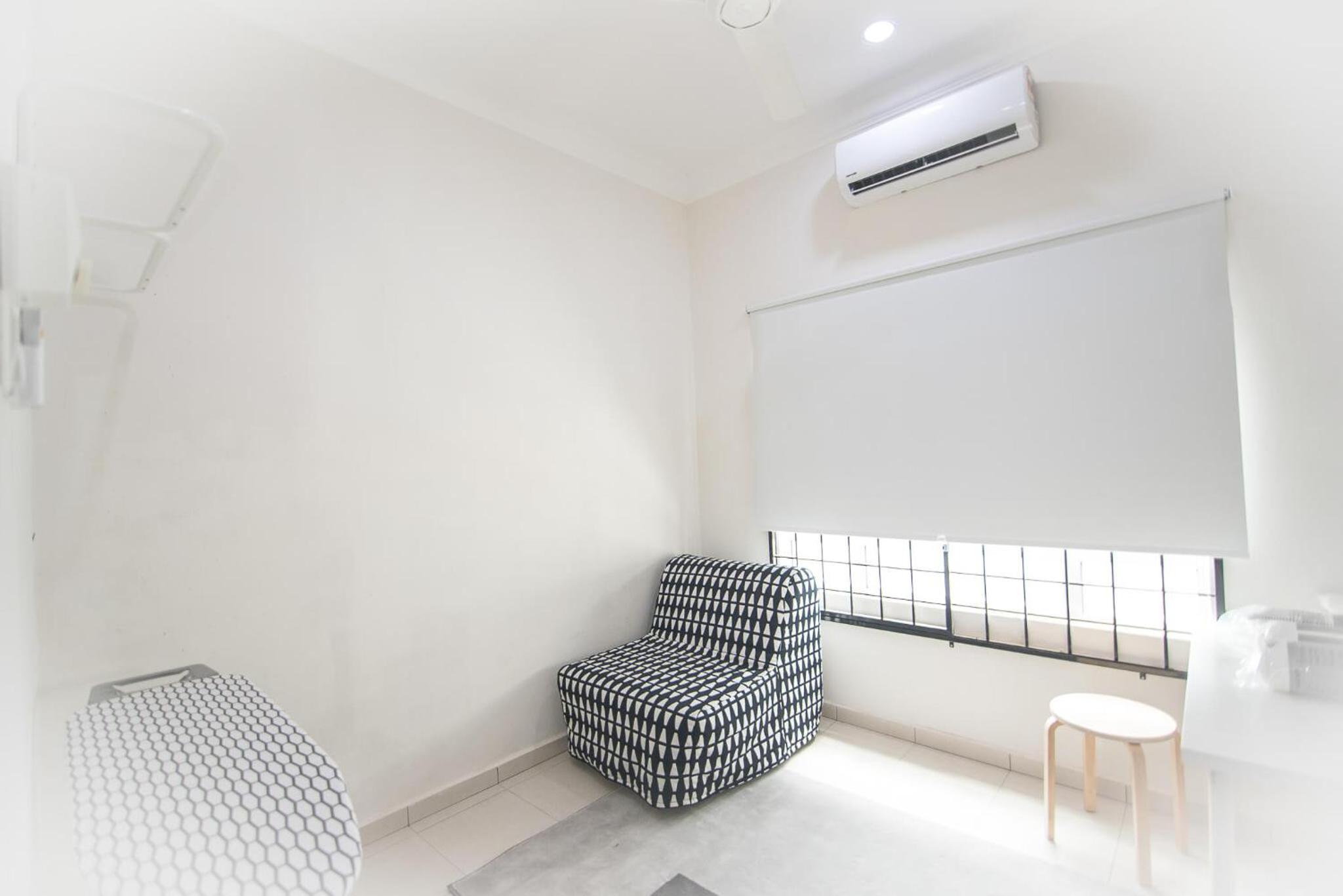 SWEDISH SCANDI MALMO HOUSE - Photo 5