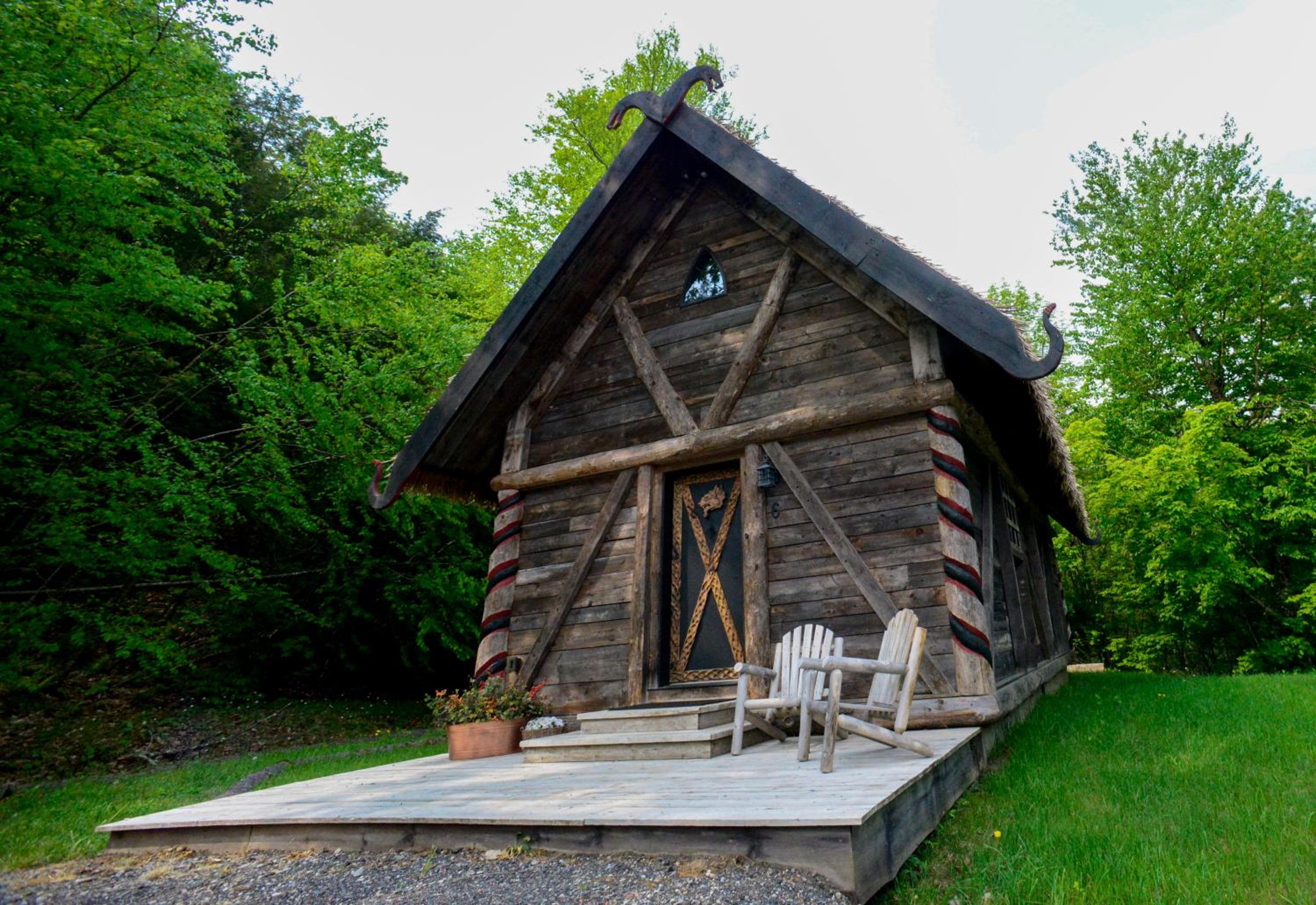 Two-Bedroom Chalet - Photo 8