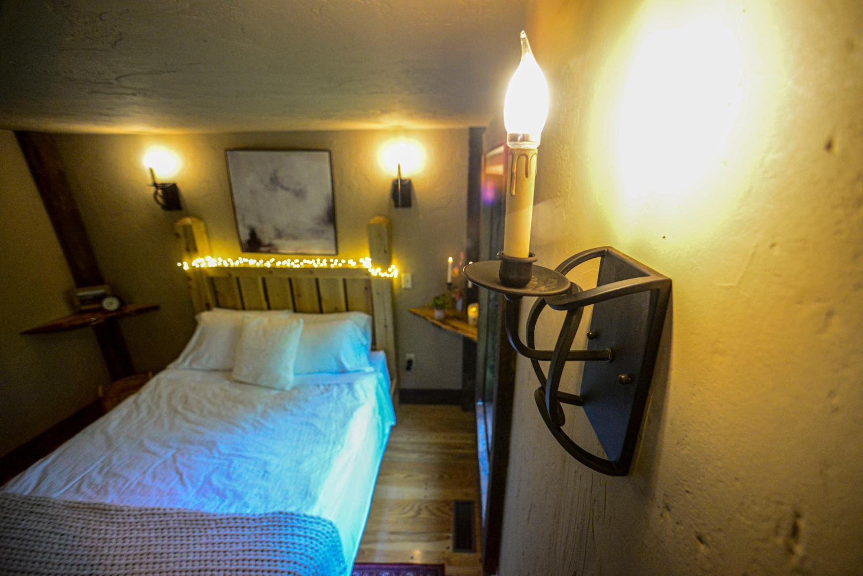 Two-Bedroom Chalet - Photo 27