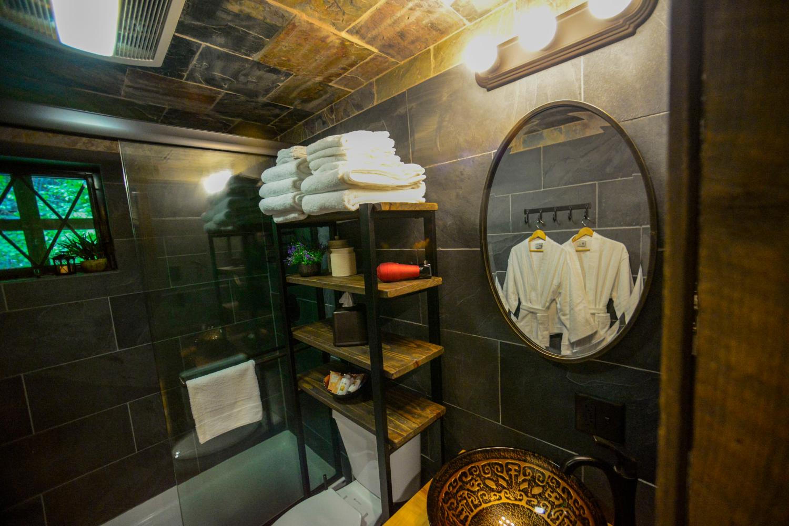 Two-Bedroom Chalet - Photo 54