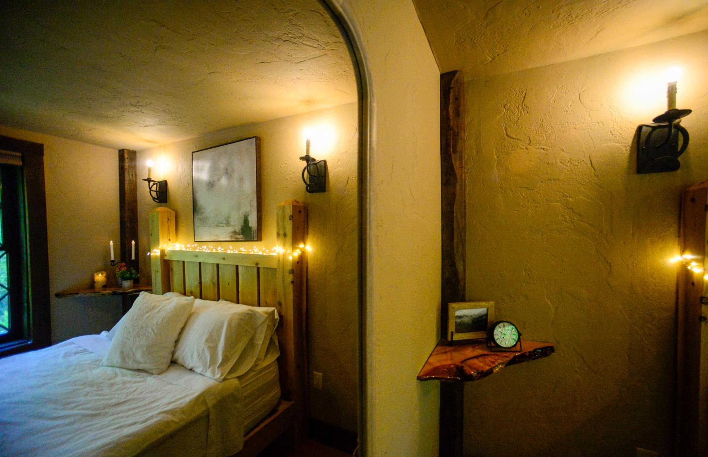 Two-Bedroom Chalet - Photo 20