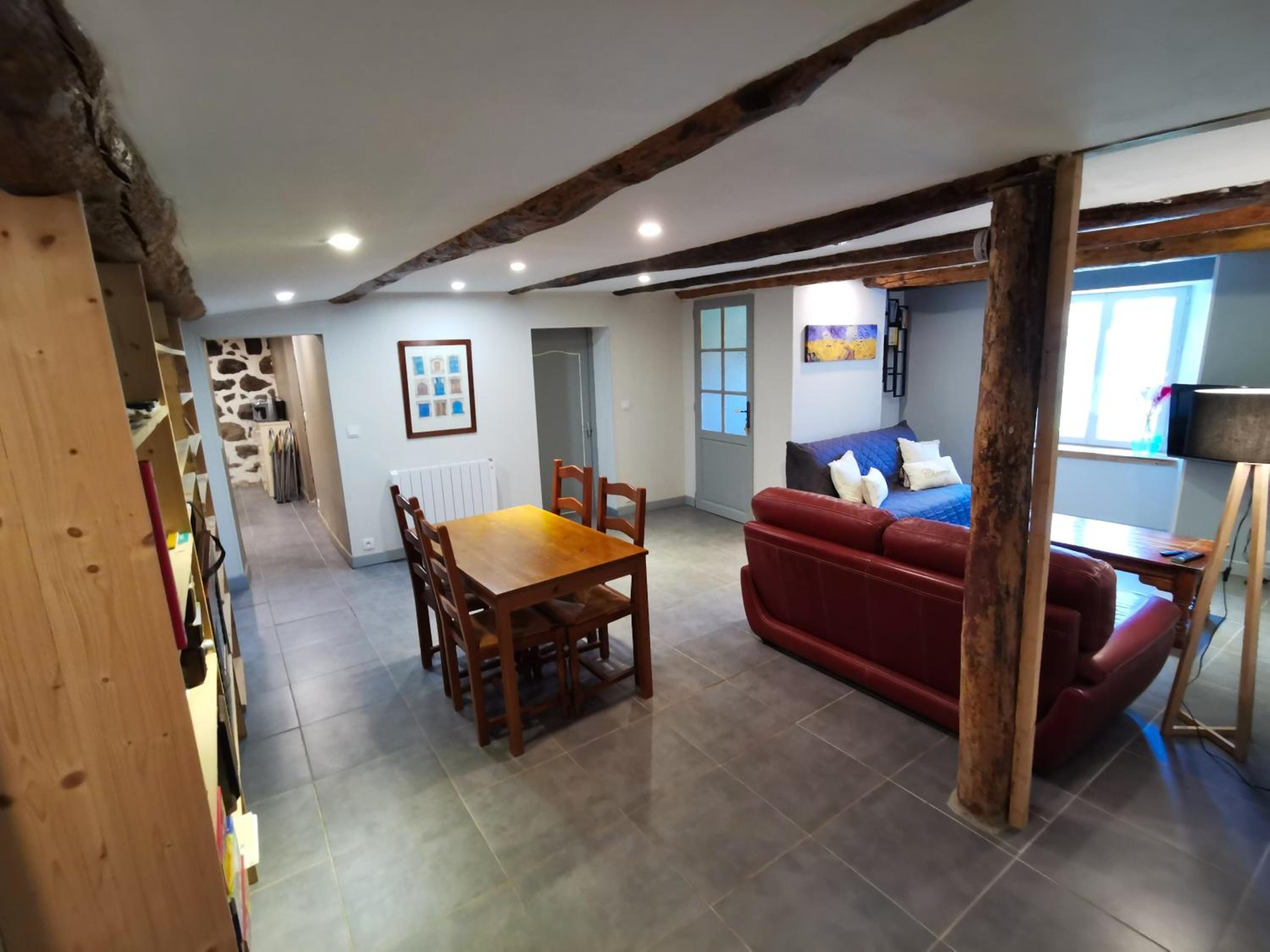 One-Bedroom House photo 2