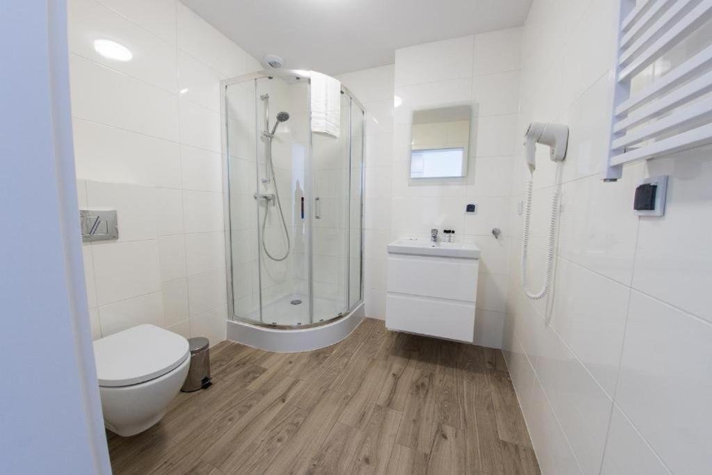 Quadruple Room - Photo 1