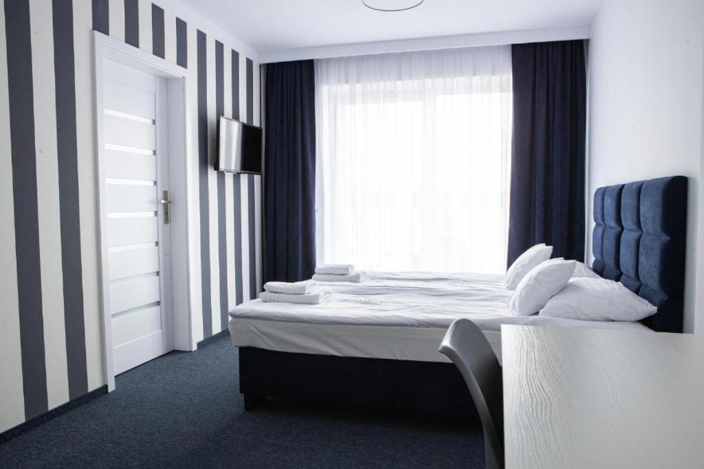 Quadruple Room - Photo 3