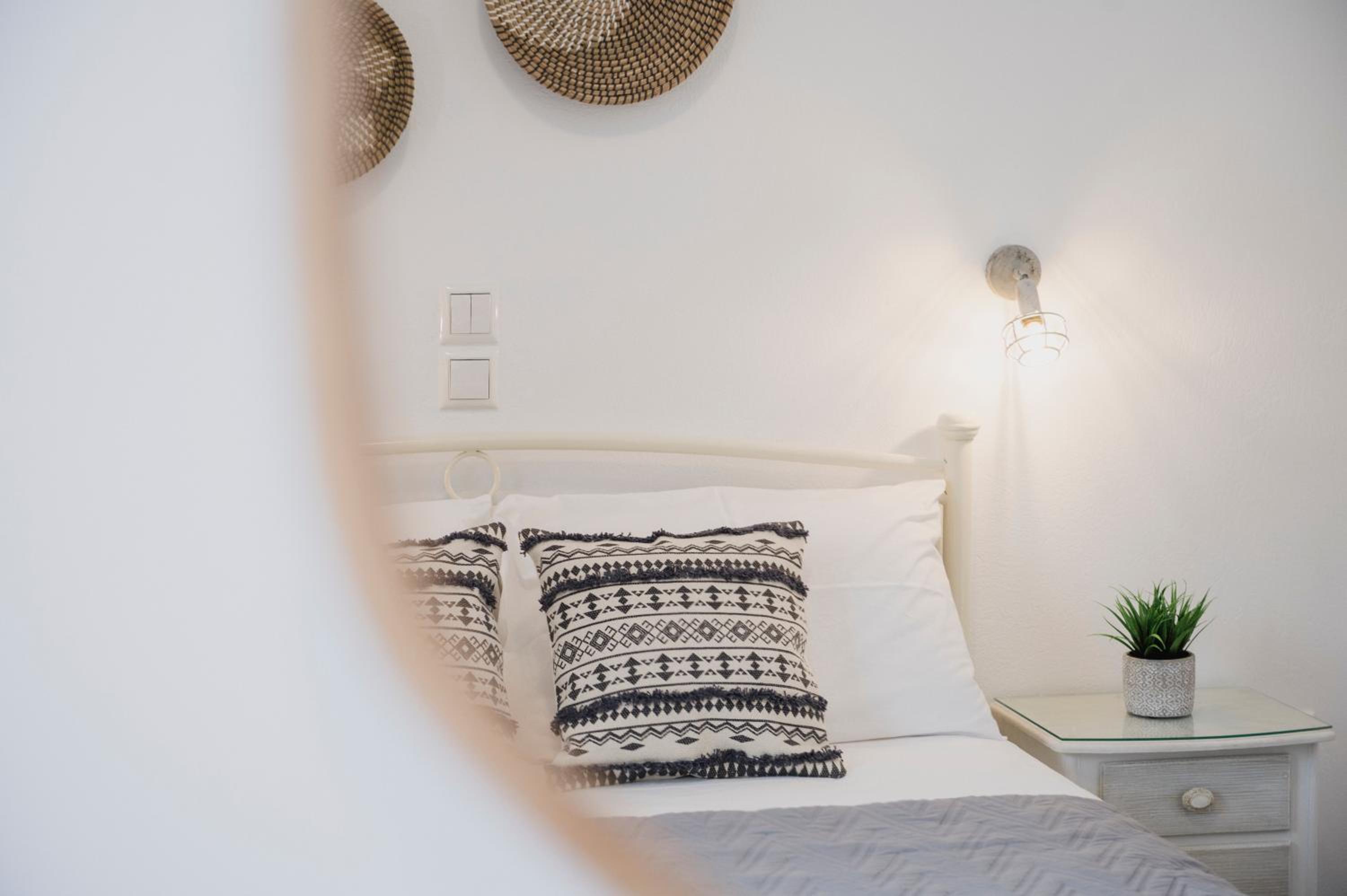 Deluxe Double Room with Balcony and Sea View photo 1