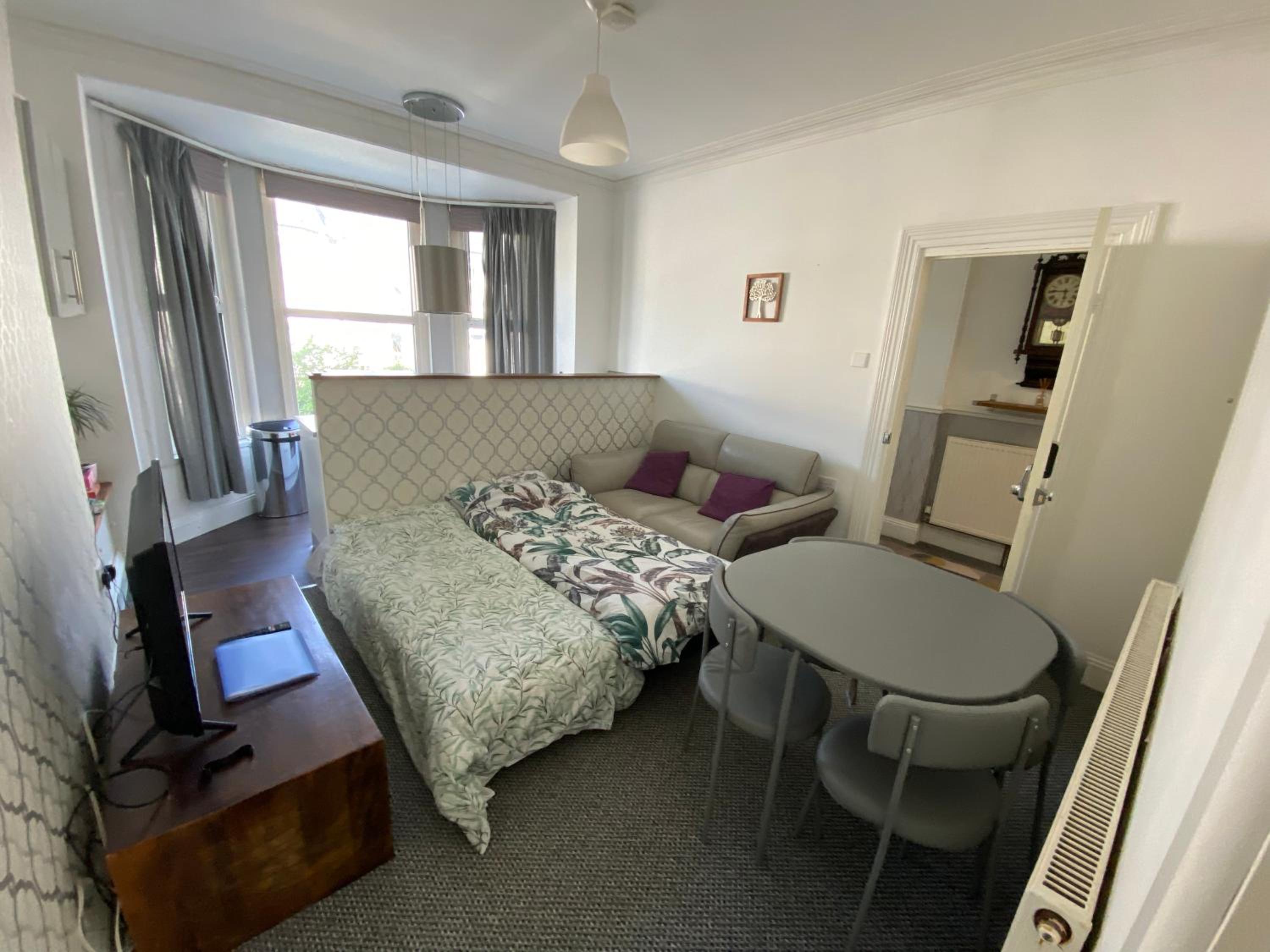 Apartment - Photo 20