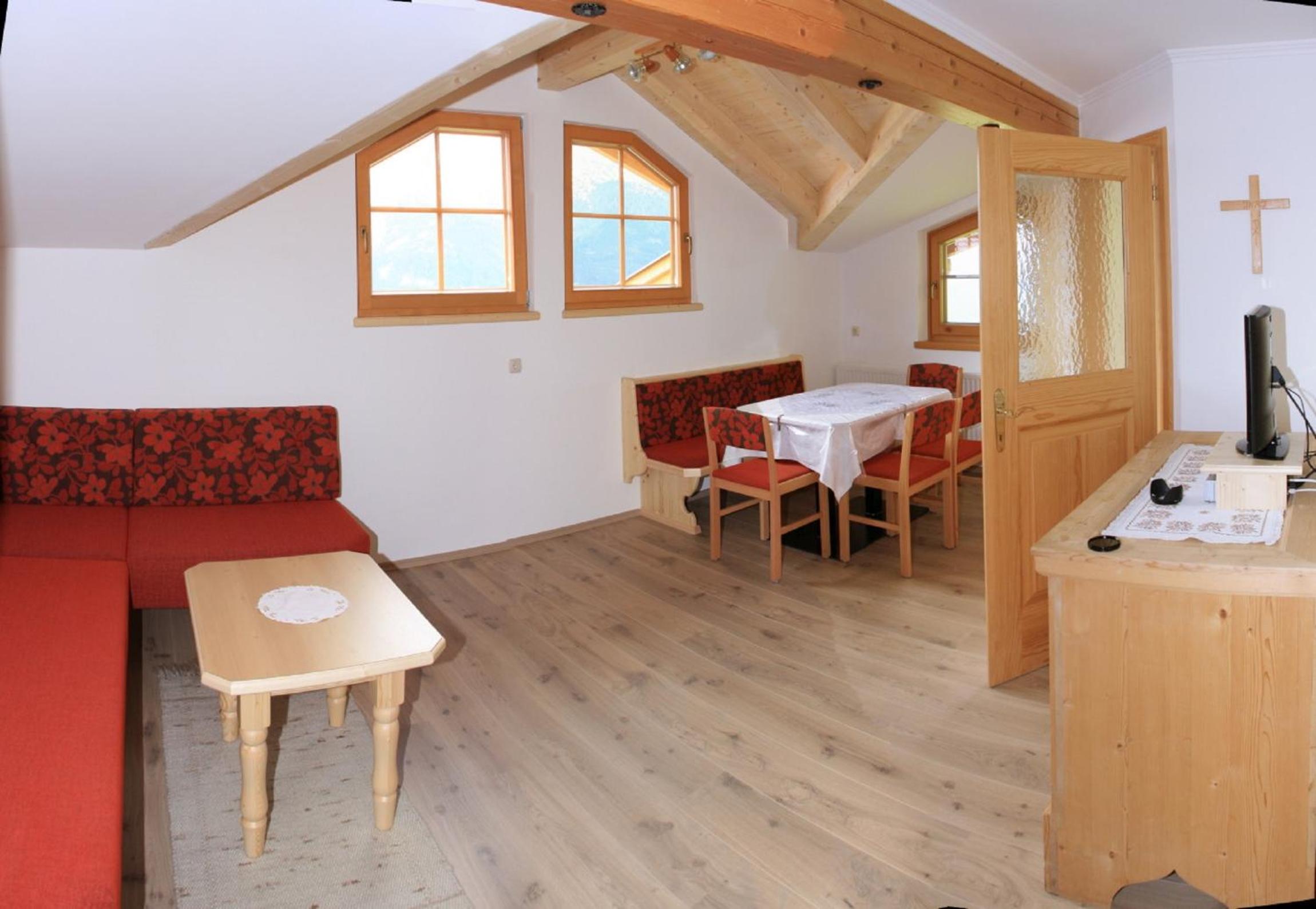 Two-Bedroom Apartment (4 Adults)